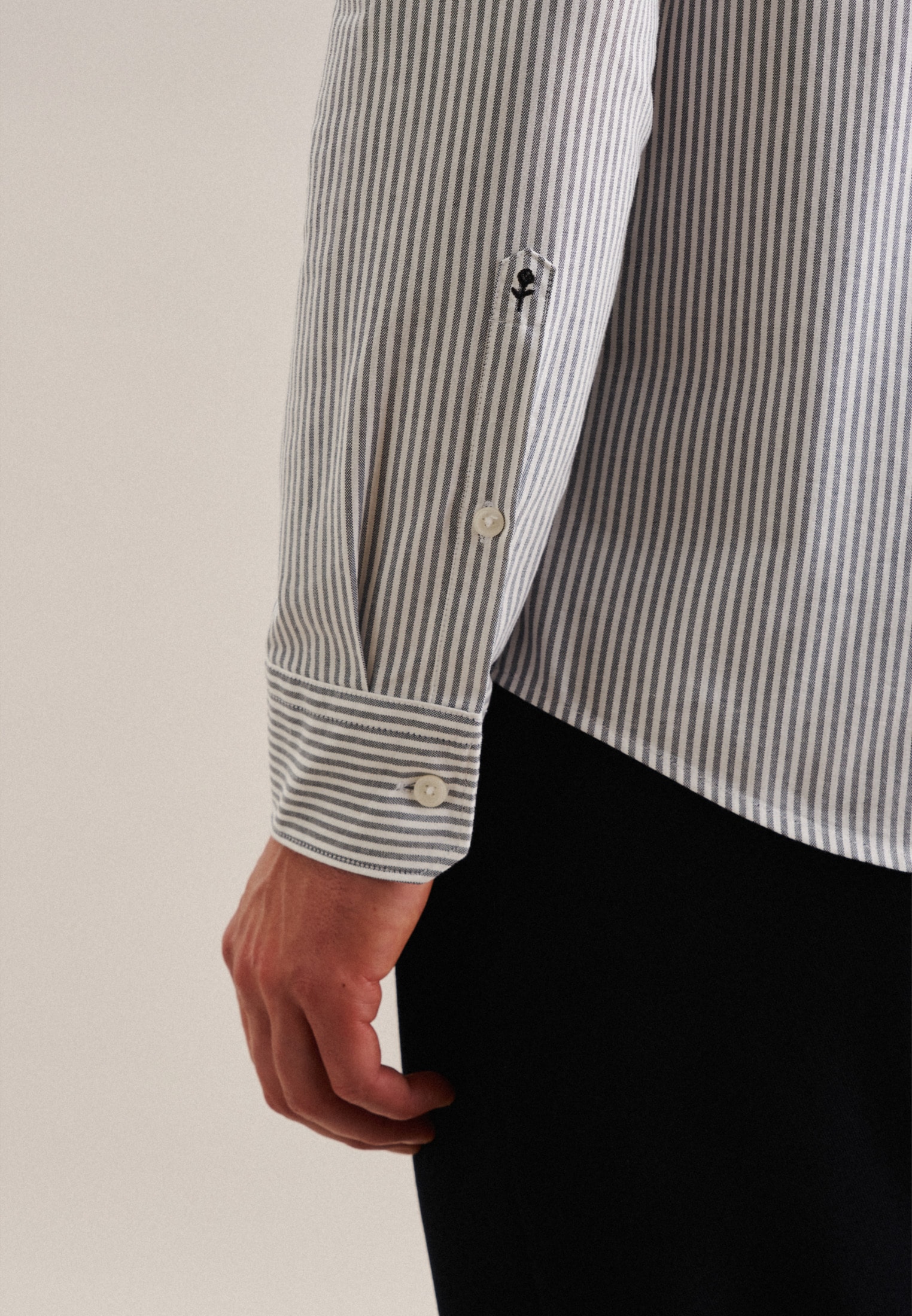 seidensticker Businesshemd »Schwarze Rose« Regular 1/1 Button-Down-Kragen Streifen