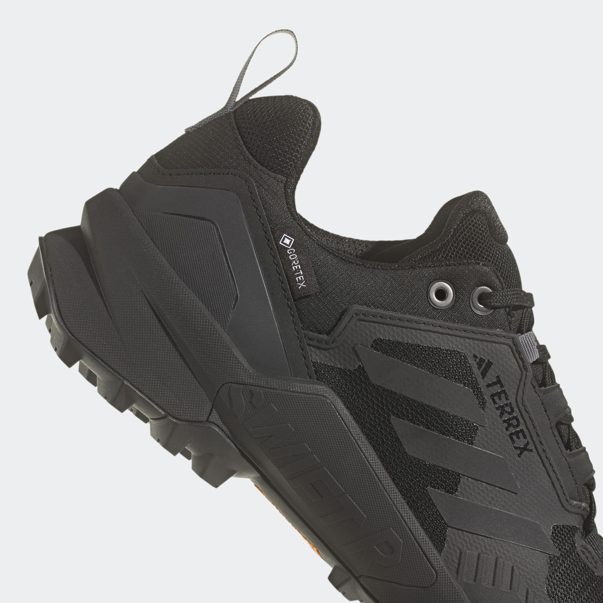 adidas TERREX Wanderschuh »TERREX SWIFT R3 GORE-TEX«, wasserdicht