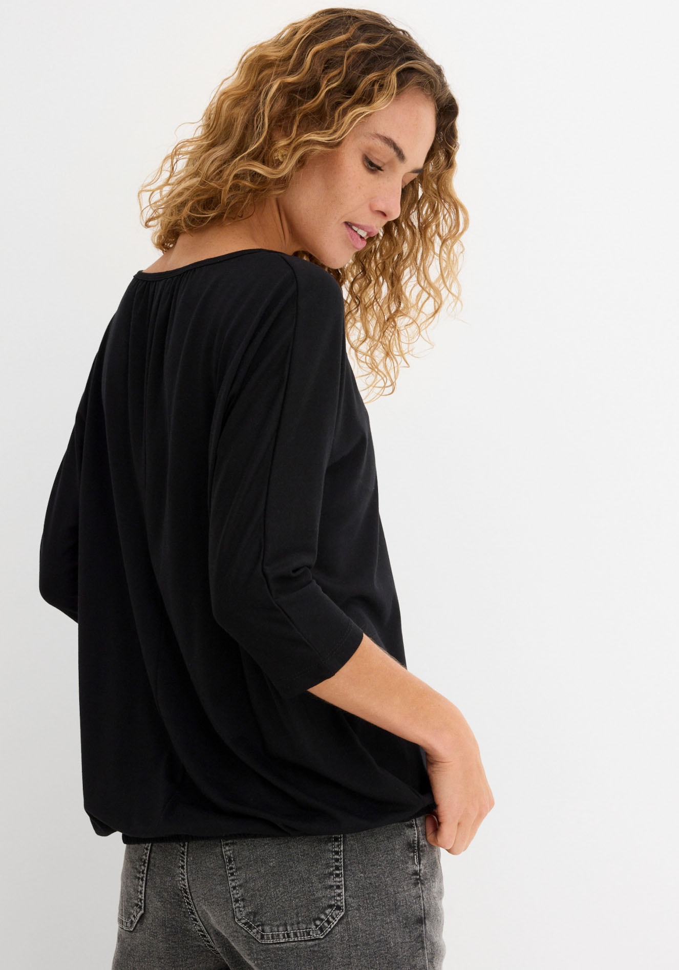 bonprix Oversize-Shirt »Oversize-Shirt aus Viskose-Mix« lässig geschnittene Passform, mit Fledermausärmeln, aus Viskose-Mix
