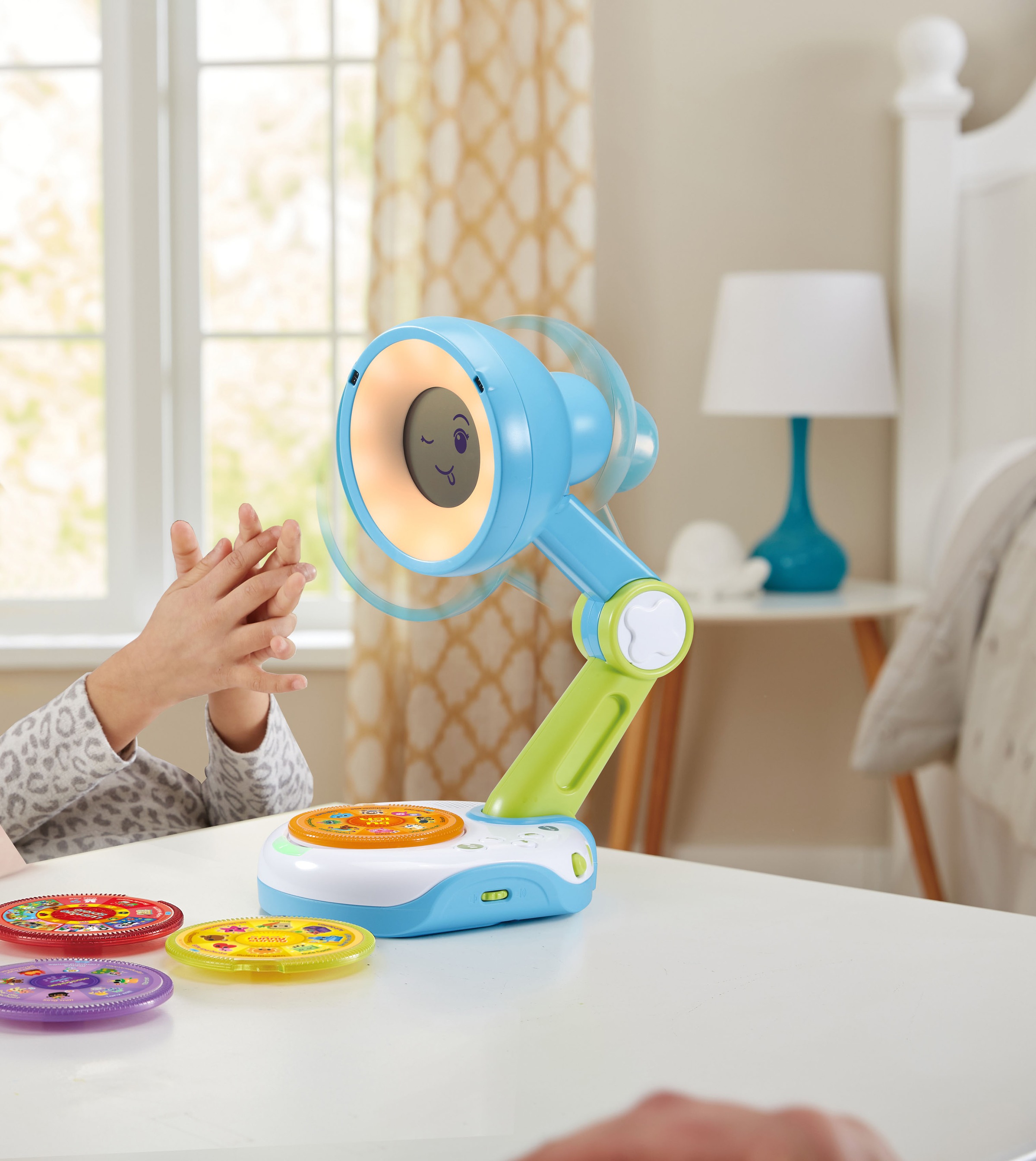 Vtech® Lernspielzeug »Funny Sunny, die interaktive Lampen-Freundin«