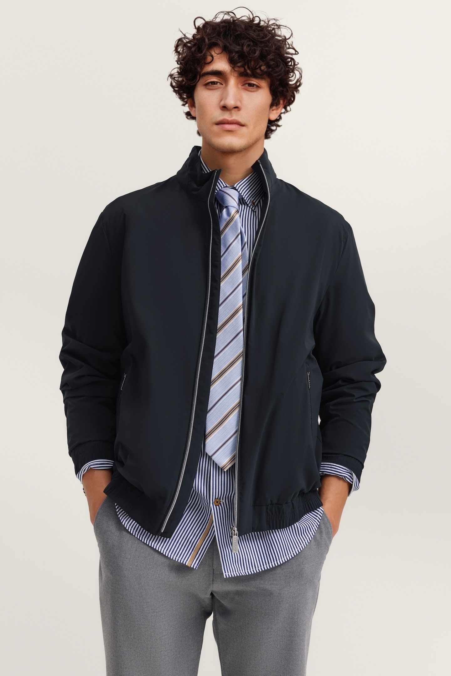 bugatti Blouson »Regular Fit« mit Stehkragen & Stretch-Funktion