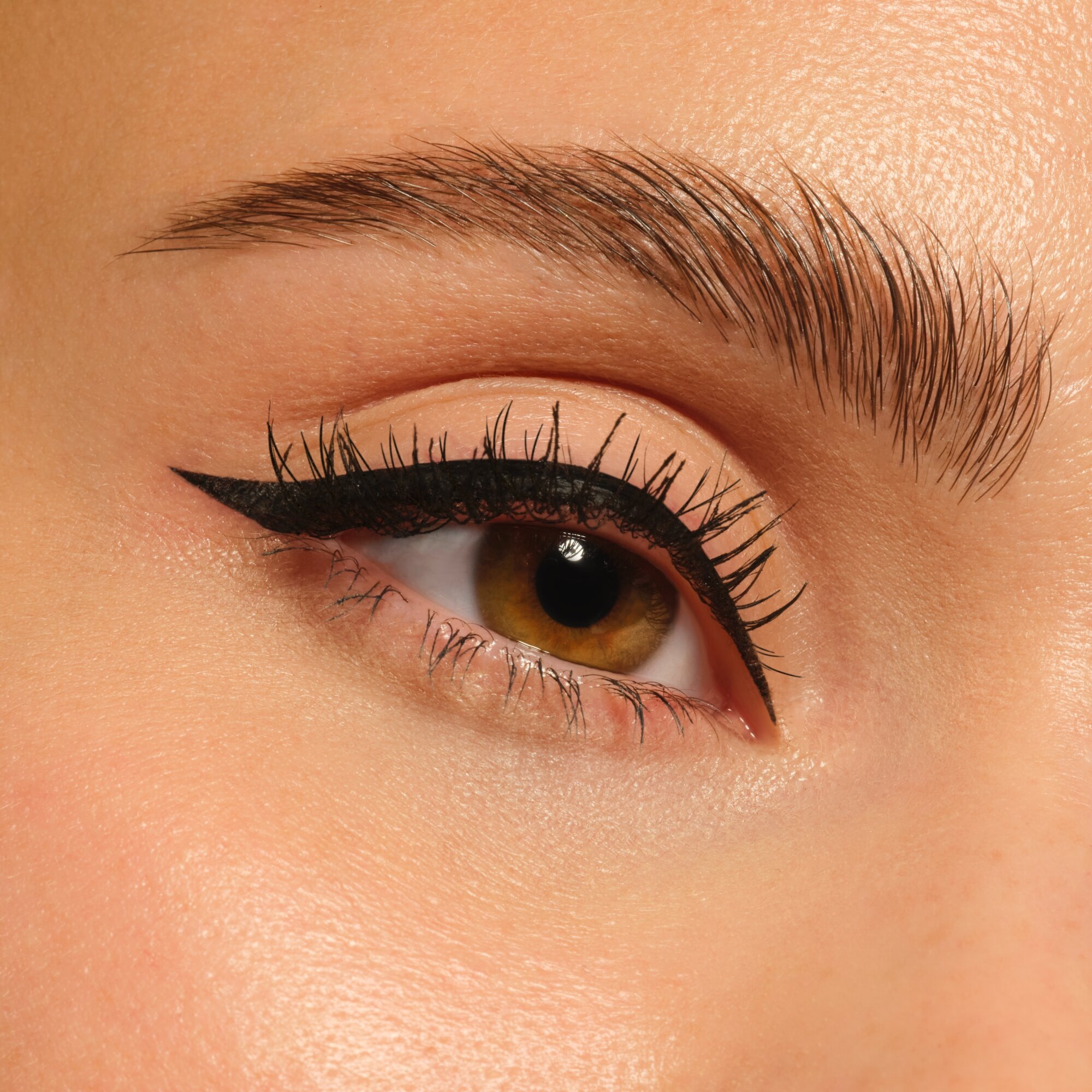 Essence Eyeliner »eyeliner pen extra long-lasting WATERPROOF & SMUDGE-PROOF«