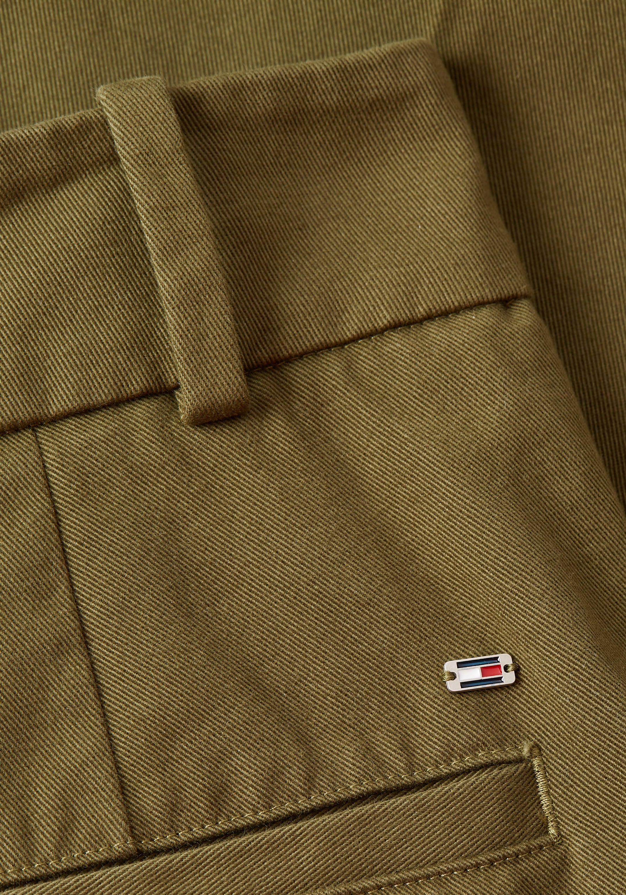 Tommy Hilfiger Chinohose »ESSENTIAL SLIM STRAIGHT CO CHINO«, mit Hakenverschluss