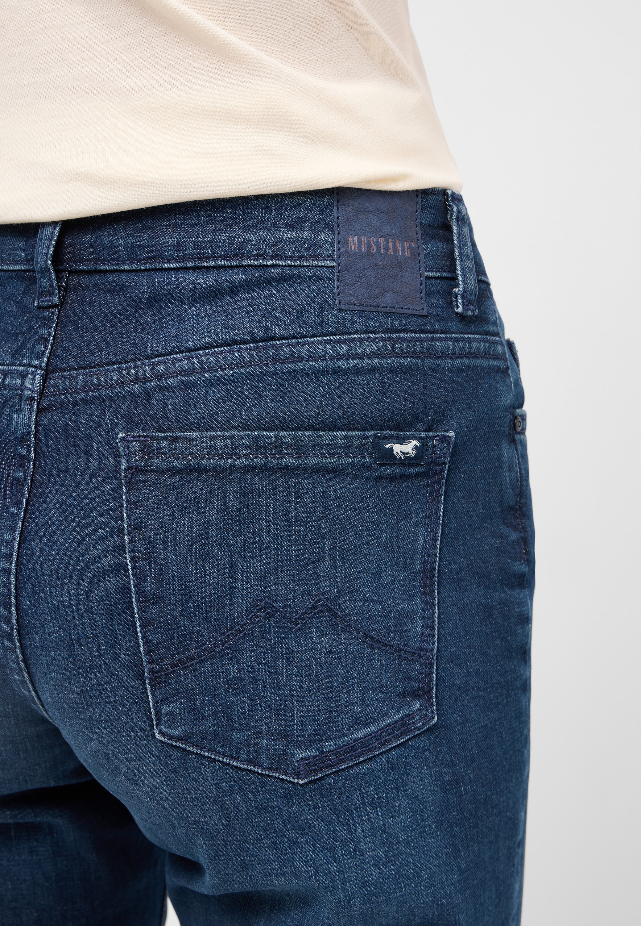 MUSTANG Straight-Jeans »Style Crosby Relaxed Straight«