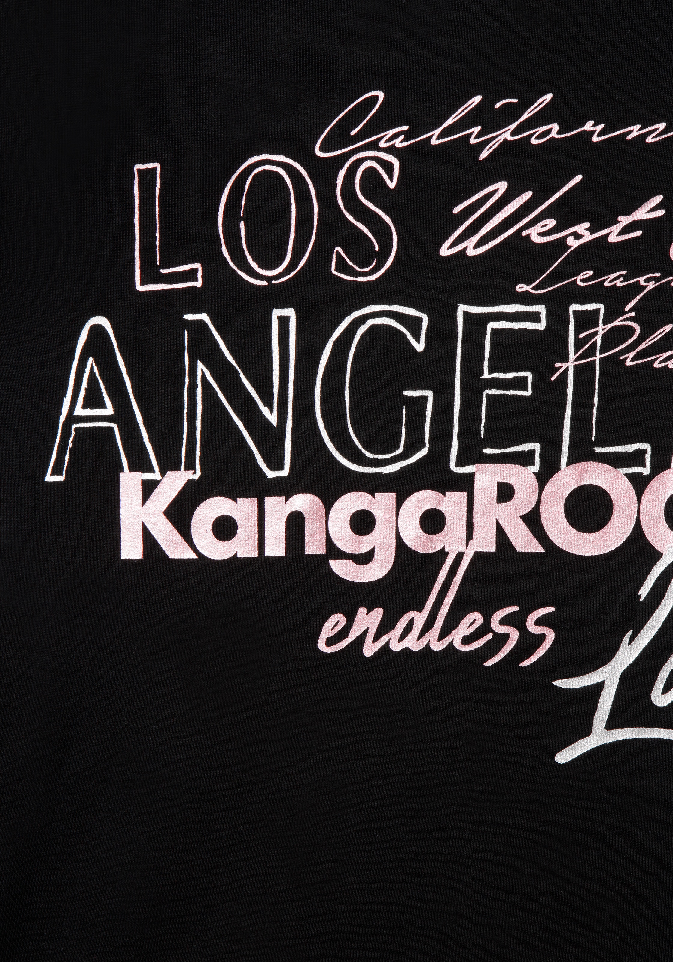 KangaROOS Langarmshirt, sehr figurbetonte Passform, aus dehnbarer Rippware