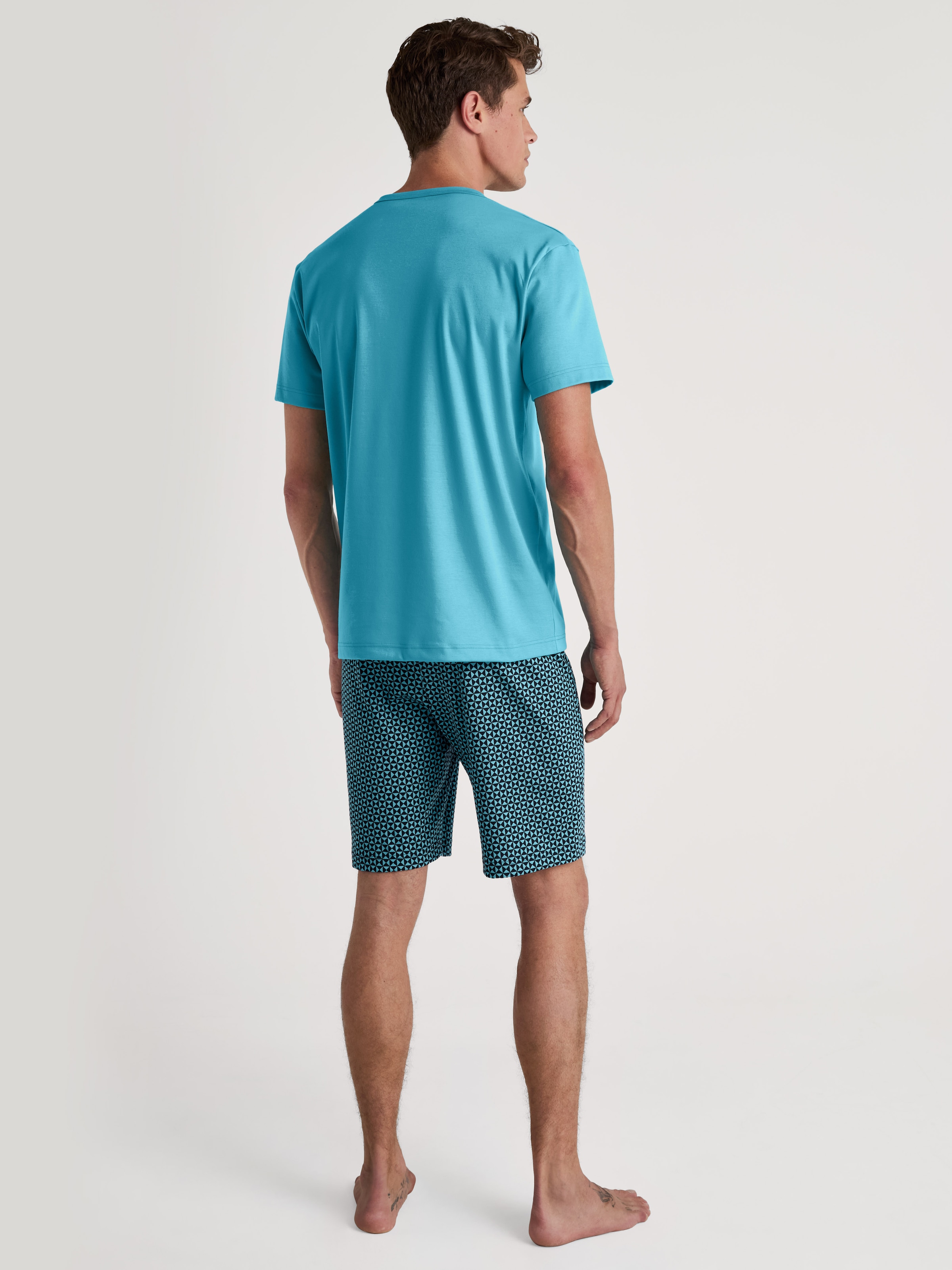 CALIDA Shorty »Relax Streamline«, (Set, 2 tlg.), mit V-Neck und aufgesetzte Brusttasche