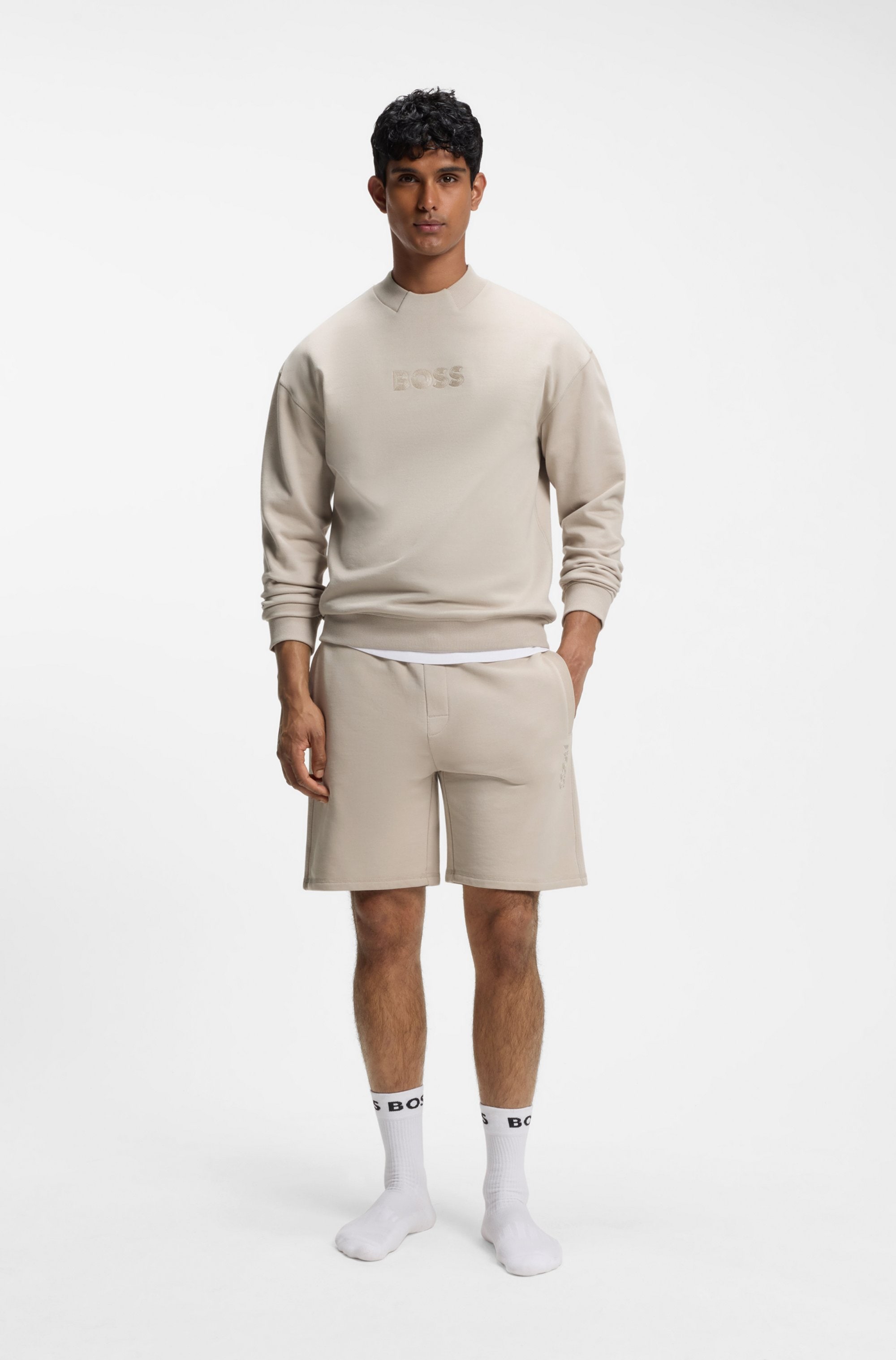 BOSS Sweatshirt »Fashion«, im Relaxed Fit, gestickter Logoschriftzug
