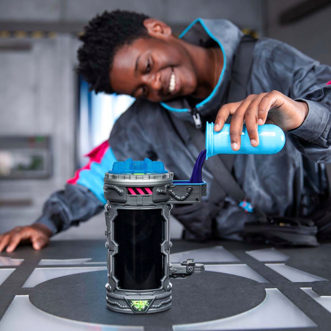 Moose Spielfigur »MrBeast Lab Mutato: Stealth Panther«