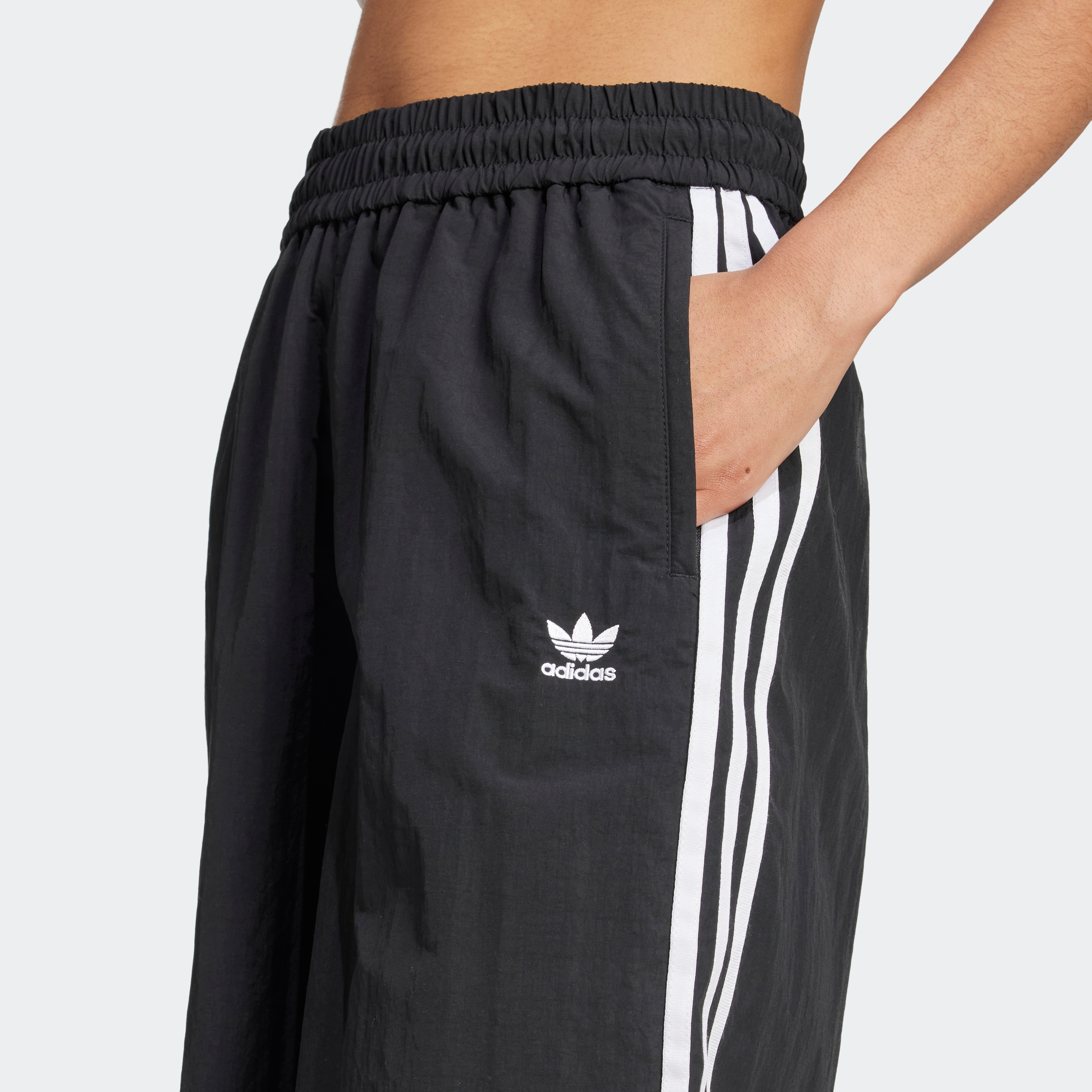 adidas Originals 3/4-Hose »WVN CAPRI SHORT«, (1 tlg.)