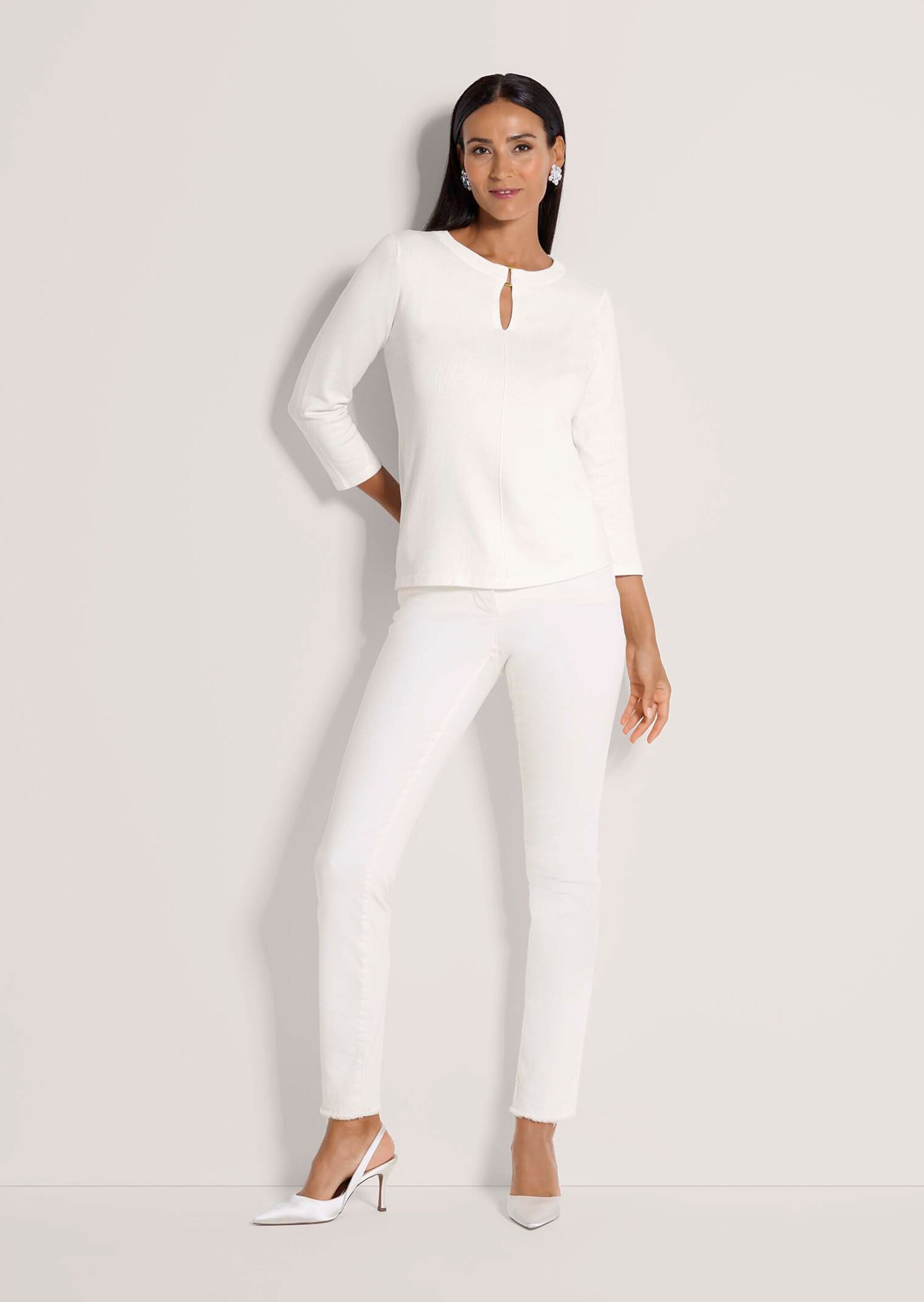 MADELEINE Longpullover »Feinstrickpullover Basicpullover mit Dekoelement« Dekoelement am Ausscnitt