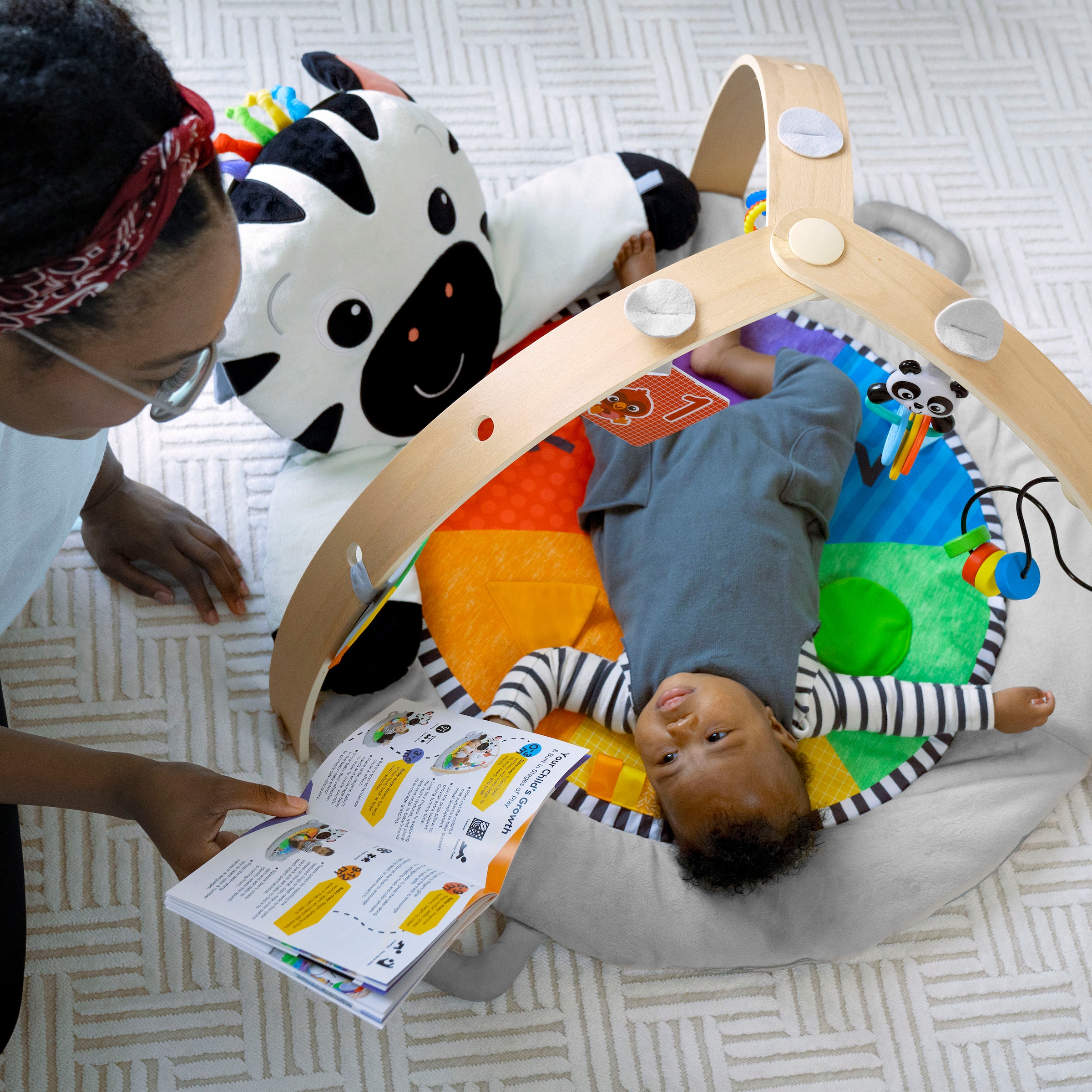 Baby Einstein Spielbogen »Zen's Activity Milestones™ Plush Gym« mit Licht- und Sound