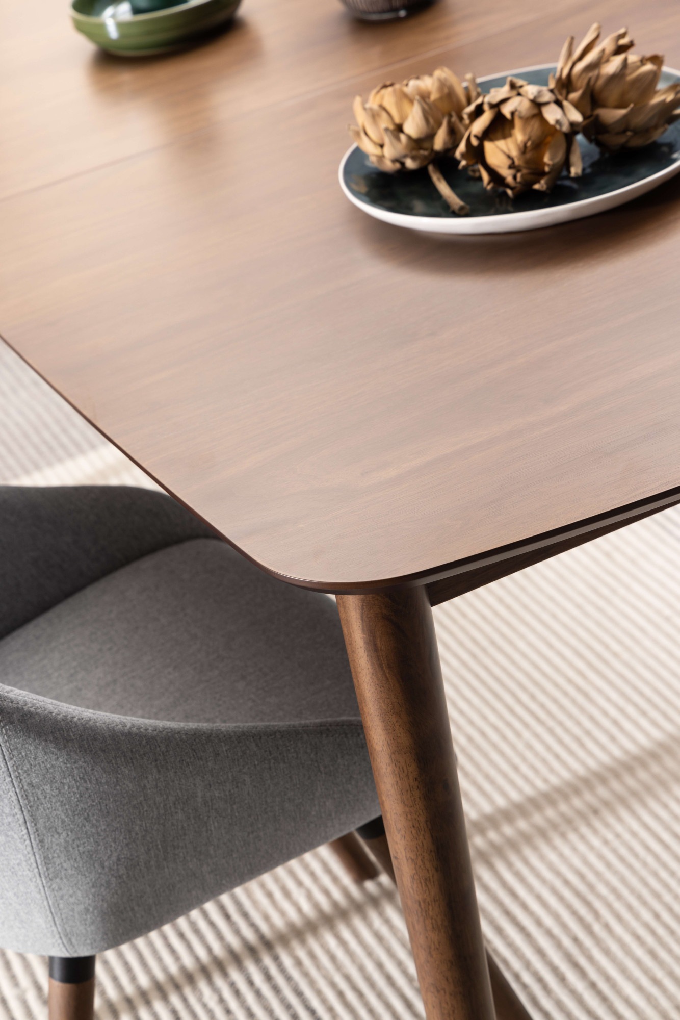 ACTONA GROUP Esstisch »Montreux Tisch, Breite 219 cm, Auszug,«, Nussbaumfurnier, Schmetterlingsauszug inkl. Stauraum