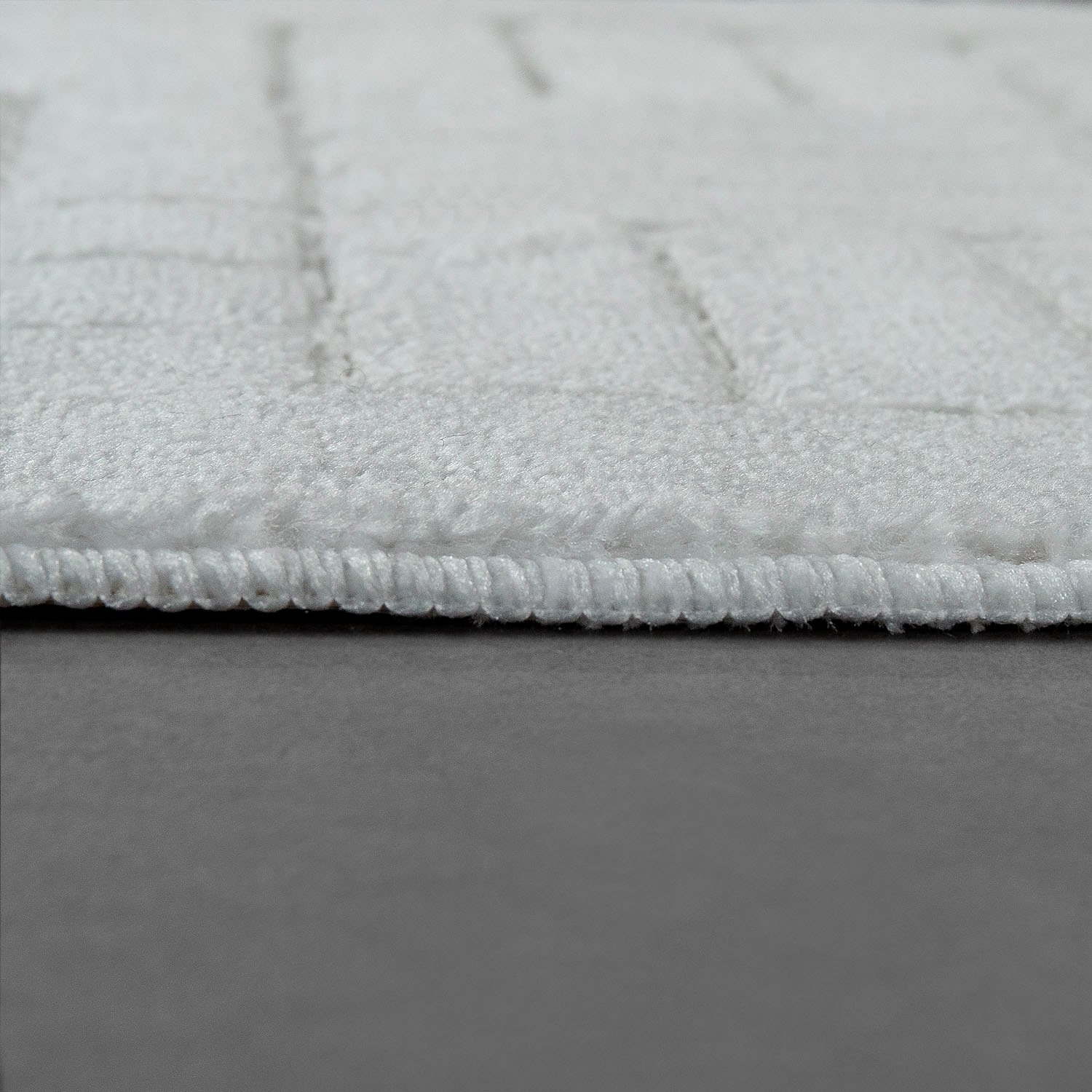 Paco Home Badematte »Riga 187«, rutschhemmend beschichtet, fußbodenheizungsgeeignet, Badteppich, Uni Farben, mit Kachelmuster, rechteckig & rund erhältlich