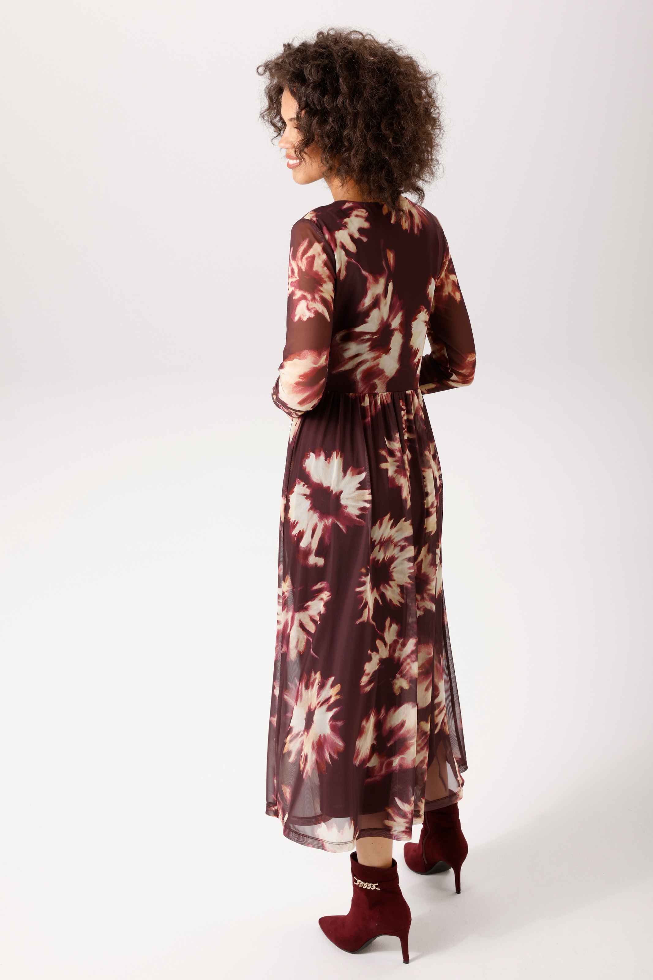 Aniston CASUAL Midikleid mit grafischen Batik-Blüten bedruckt - NEUE KOLLEKTION