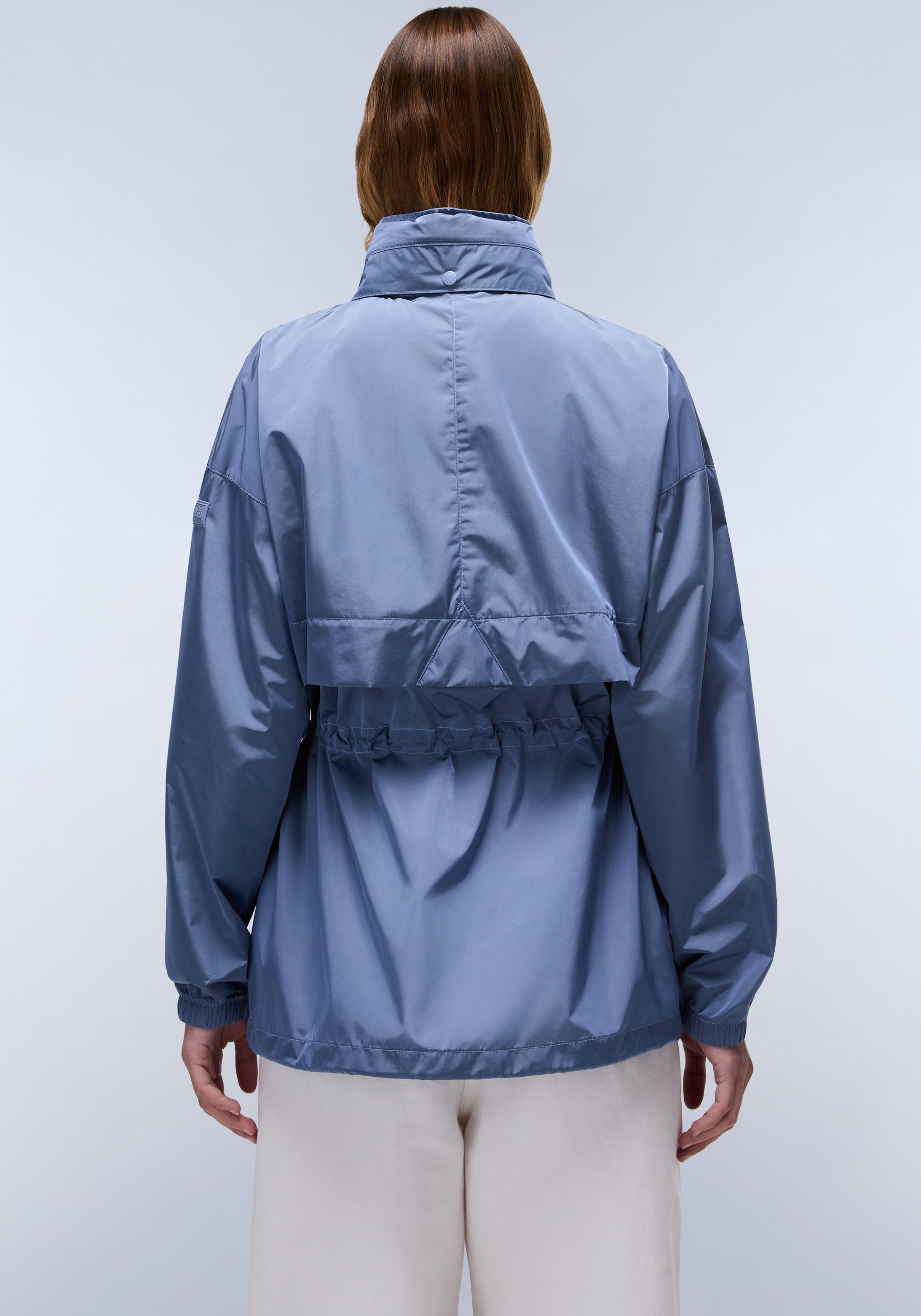 Napapijri Windbreaker »A-ERA W TROPOSPHERE B2S«, mit Kapuze, Mit Rundhalsausschnitt mit Stehkragen