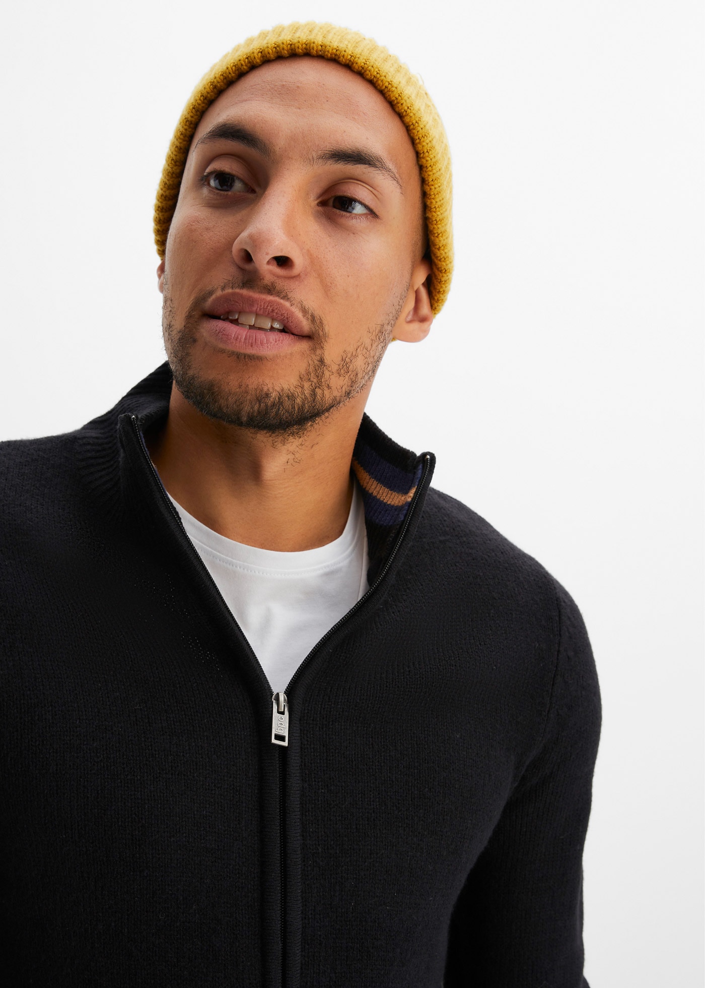 bonprix Strickjacke »Feinstrickjacke« mit Stehkragen, Regular Fit, aus Polyacryl, mit Reißverschluss