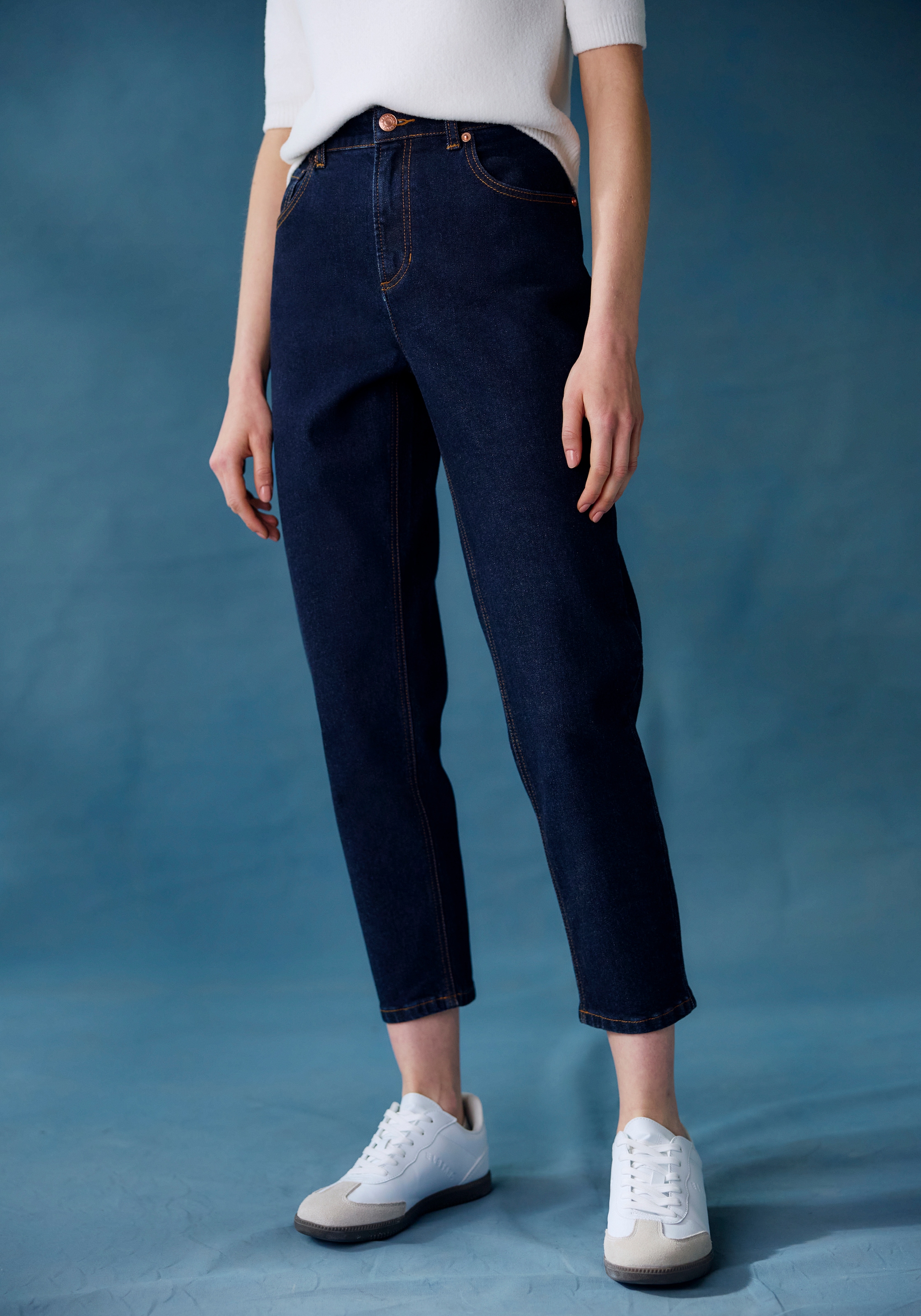 LASCANA Mom-Jeans mit hohem Bund. elastische Denimware
