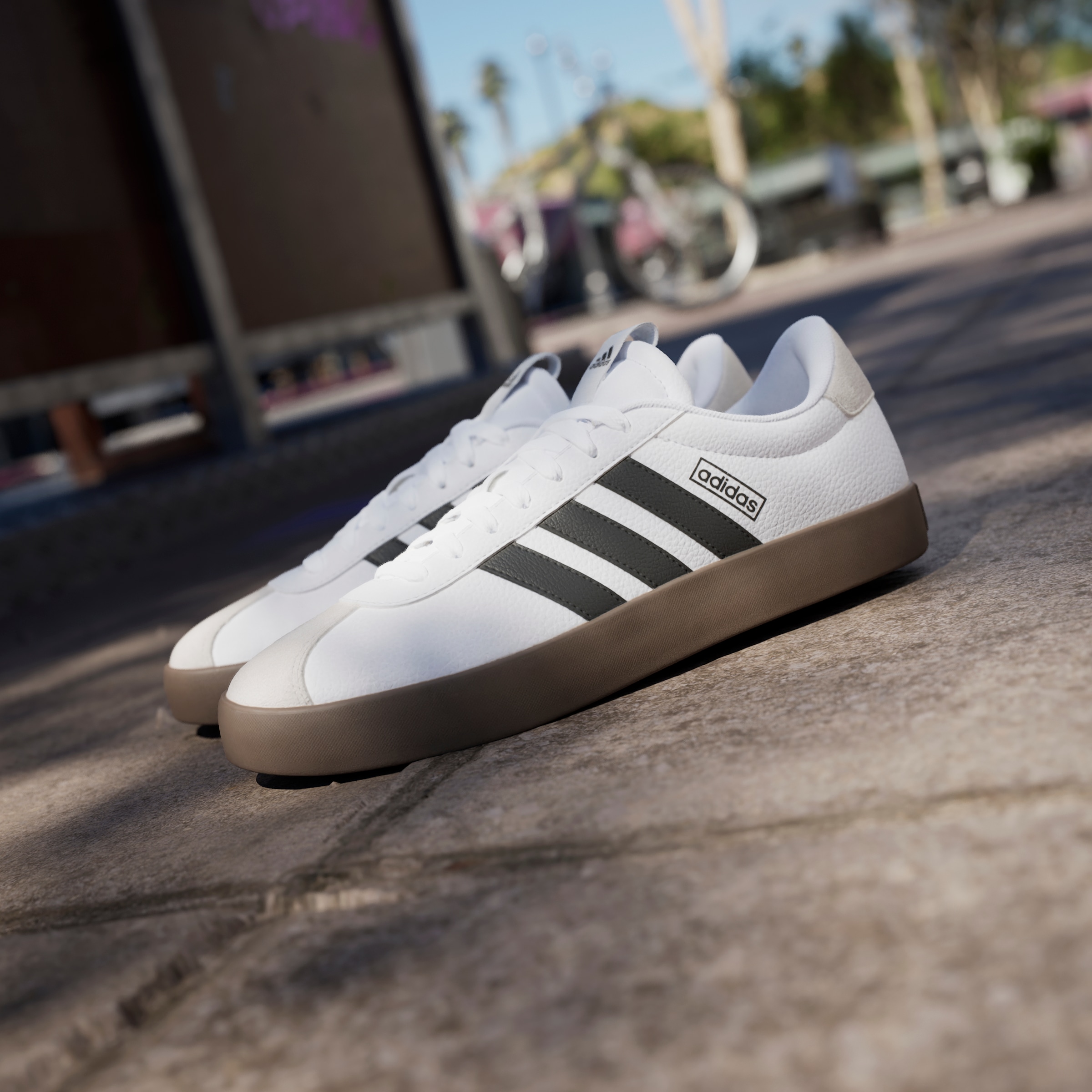 adidas Sportswear Sneaker »VL COURT 3.0«, inspiriert vom Design des adidas samba