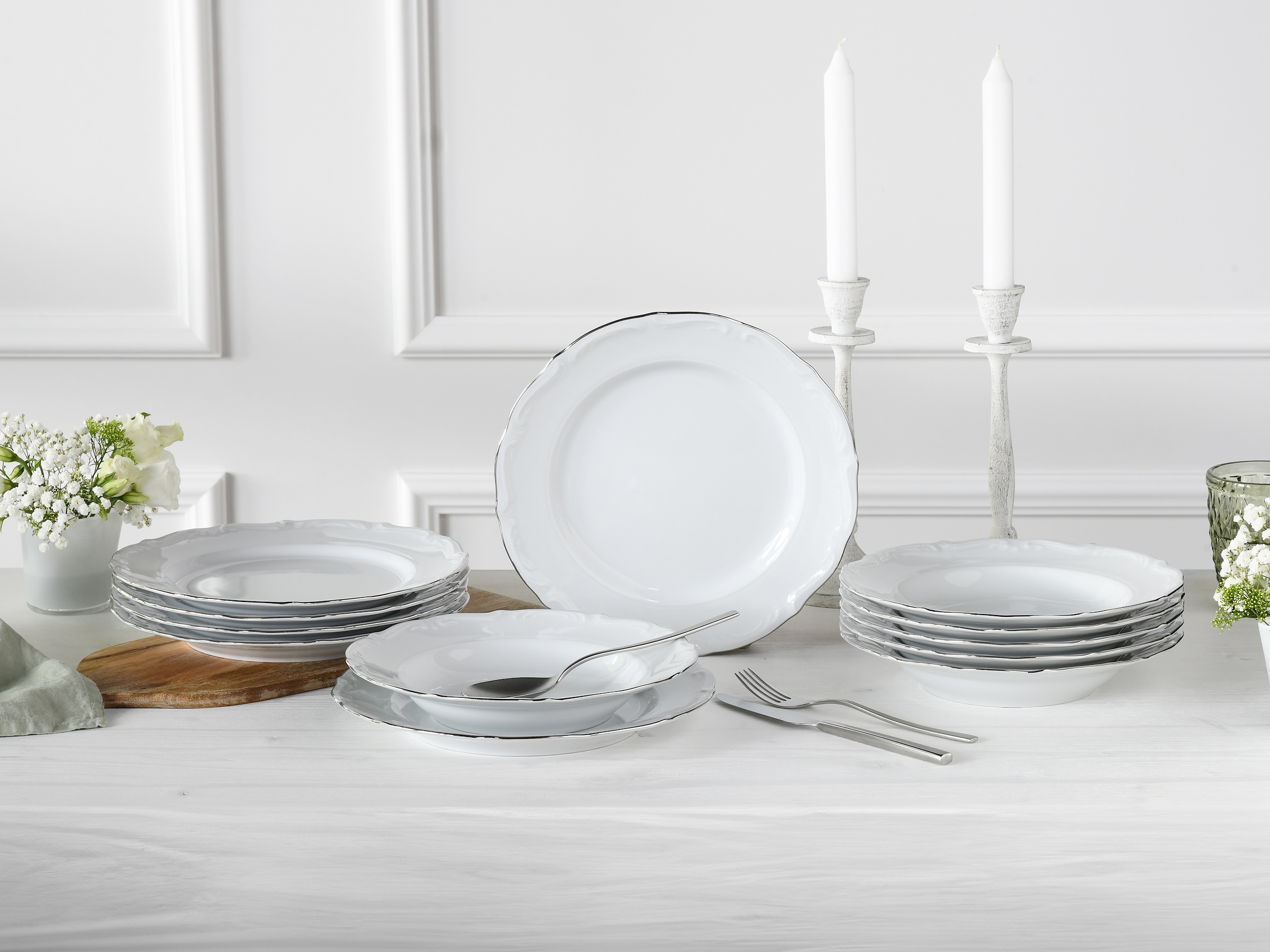 CreaTable Tafelservice »Maria Theresia, Tafel-Service 12-tlg« Teller Set, Traditionelle Porzellanform
