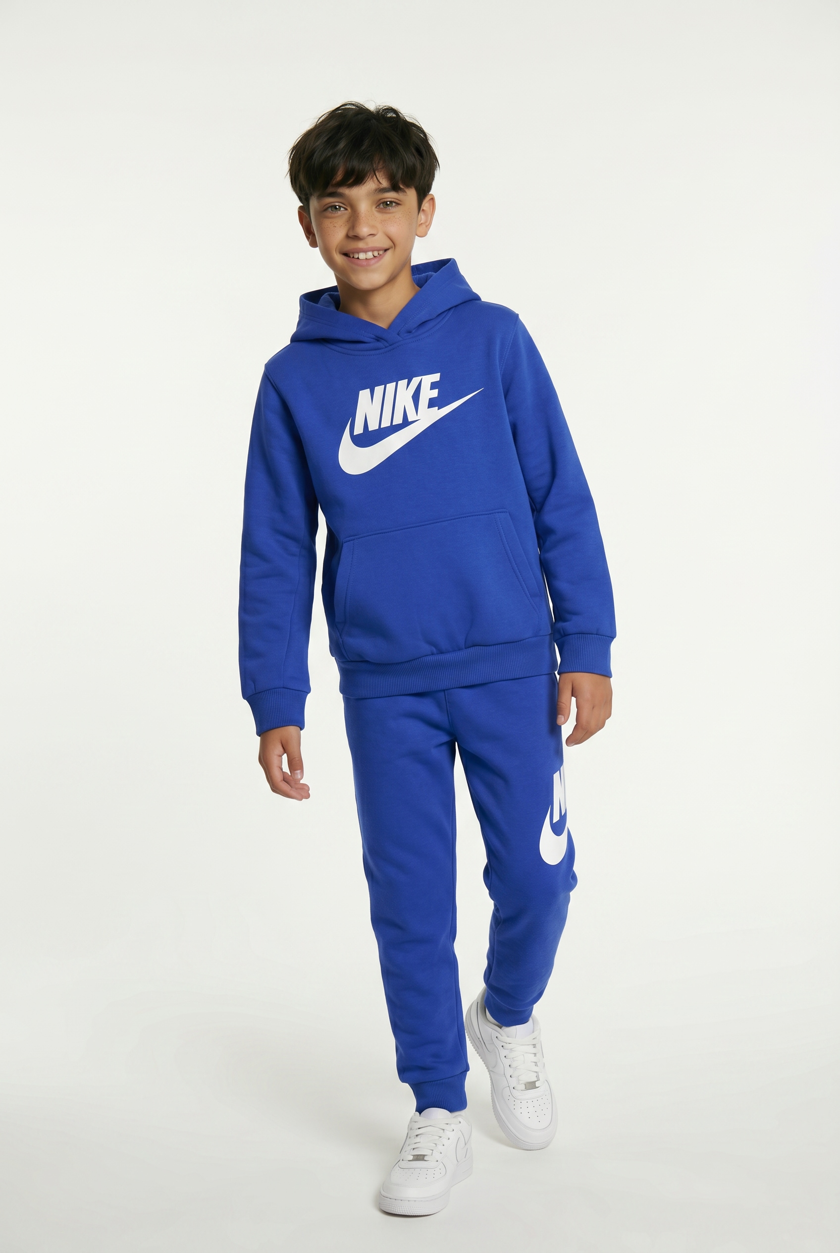 Nike Sportswear Jogginganzug »NKN CLUB FLEECE SET« Set, 2 tlg. mit Kapuze, aus Fleece