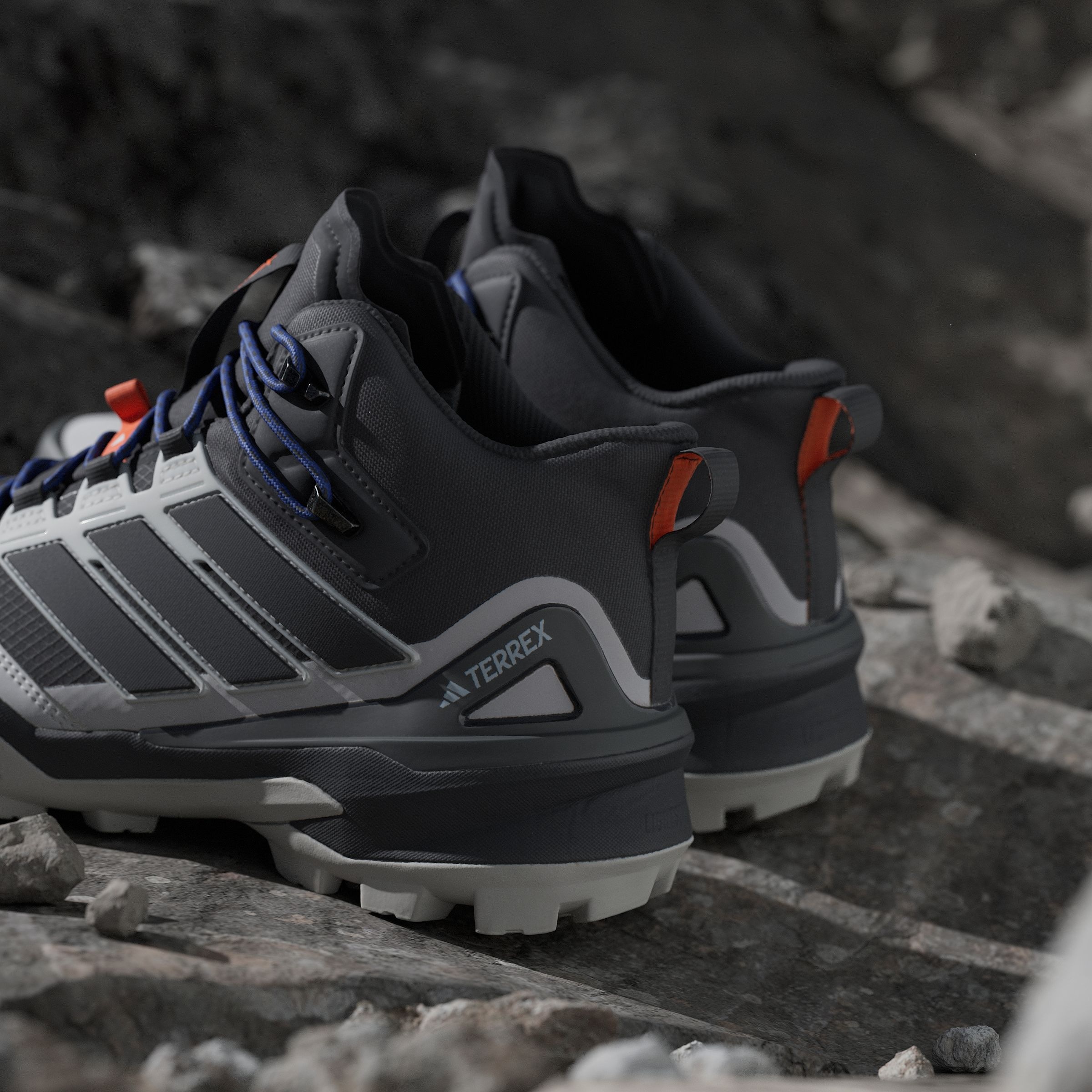 adidas TERREX Wanderschuh »TERREX SKYCHASER MID GORE-TEX«, wasserdicht