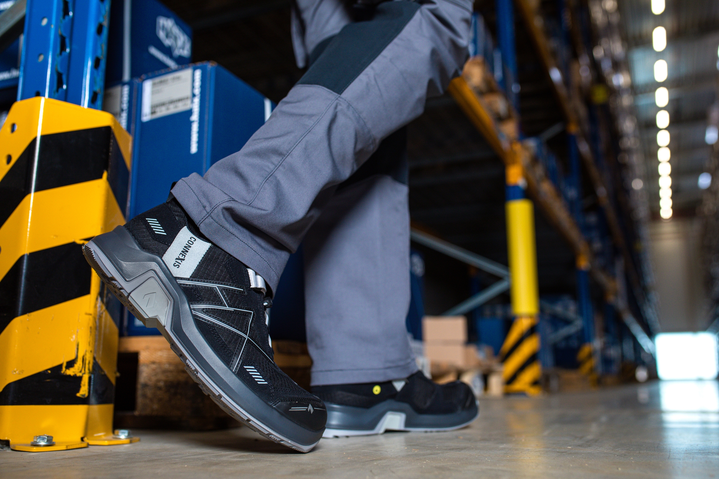 haix Sicherheitsschuh »Sicherheitsschuhe CONNEXIS Safety T S1P low black-silver«