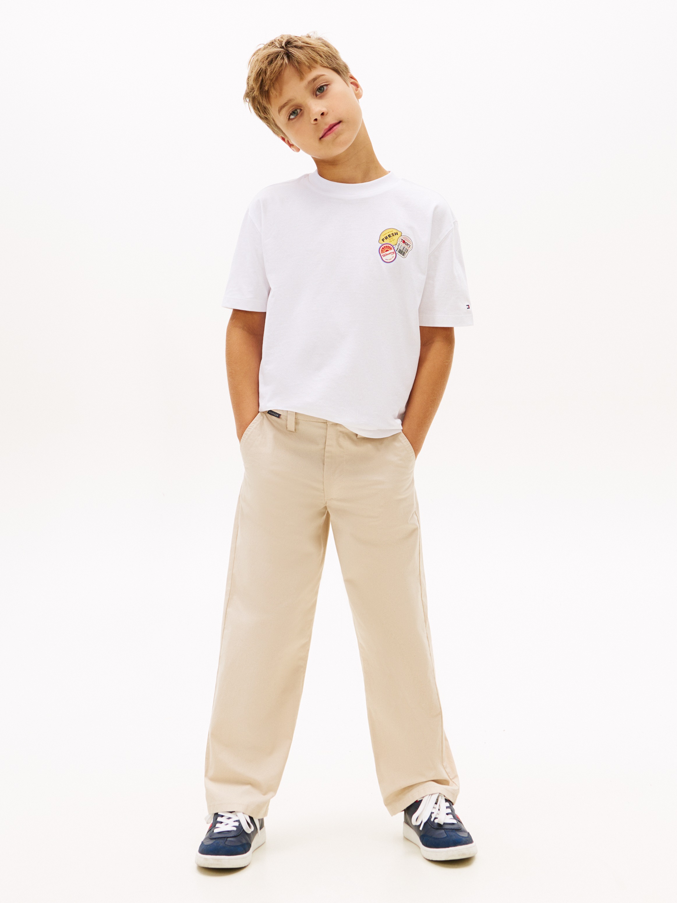 Tommy Hilfiger T-Shirt »STICKER PRINT GRAPHIC T-SHIRT« Kinder bis 16 Jahre, mit Sticker-Print