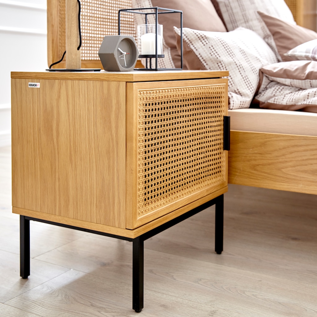 COUCH♥ Highboard »Feines Geflecht«, Mit Rattan-Geflecht Einsatz, abgerundete Form