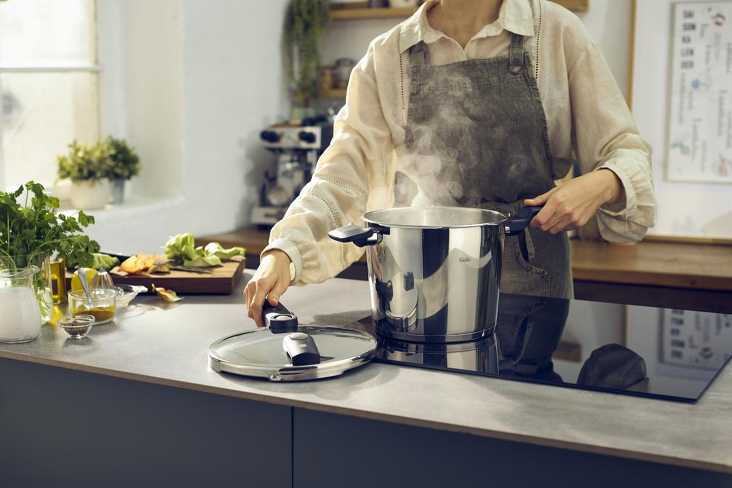 Fissler Schnellkochtopf »Vitaquick®Elemental Dampfkochtopf Premium Drucktopf« Set, Schnellkochtopf + Schnellbratpfanne + 1 Deckel, 3 tlg. Edelstahl 18/10