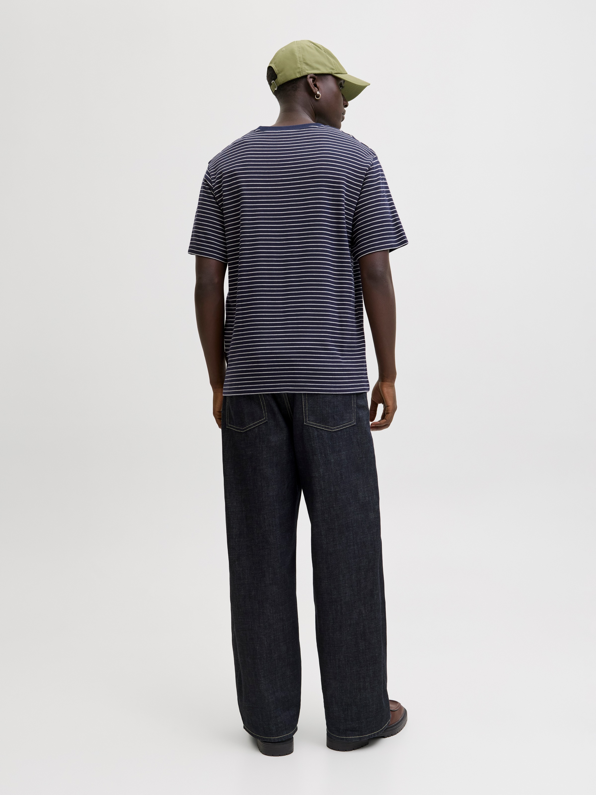 Jack & Jones Rundhalsshirt »JJEDOVER STRIPED TEE SS CREW NECK SN« mit Streifendesign