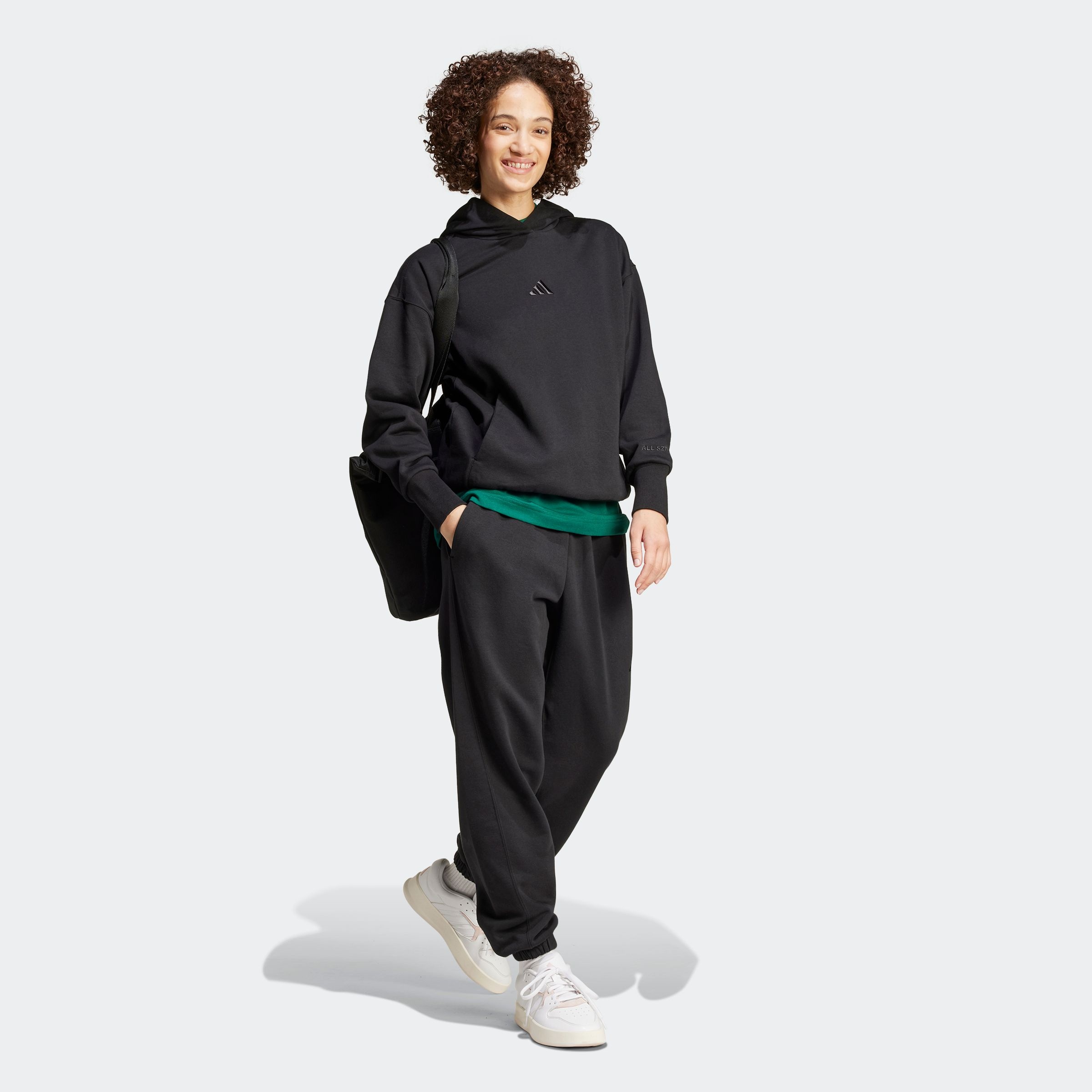 adidas Sportswear Sporthose »W ALL SZN PT«, (1 tlg.)