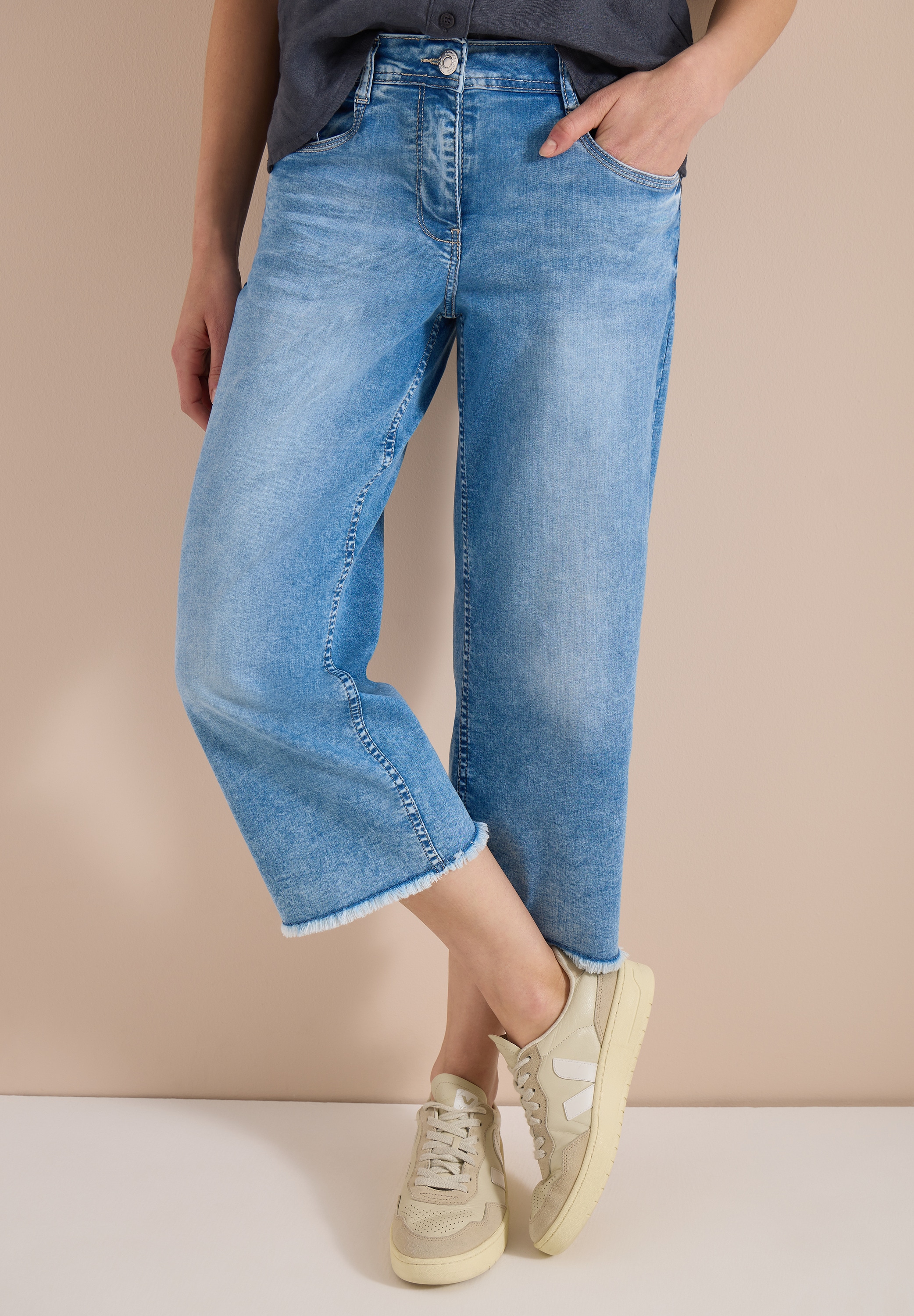 Cecil 3/4-Jeans Loose Fit mit hoher Leibhöhe und weiter Beinform