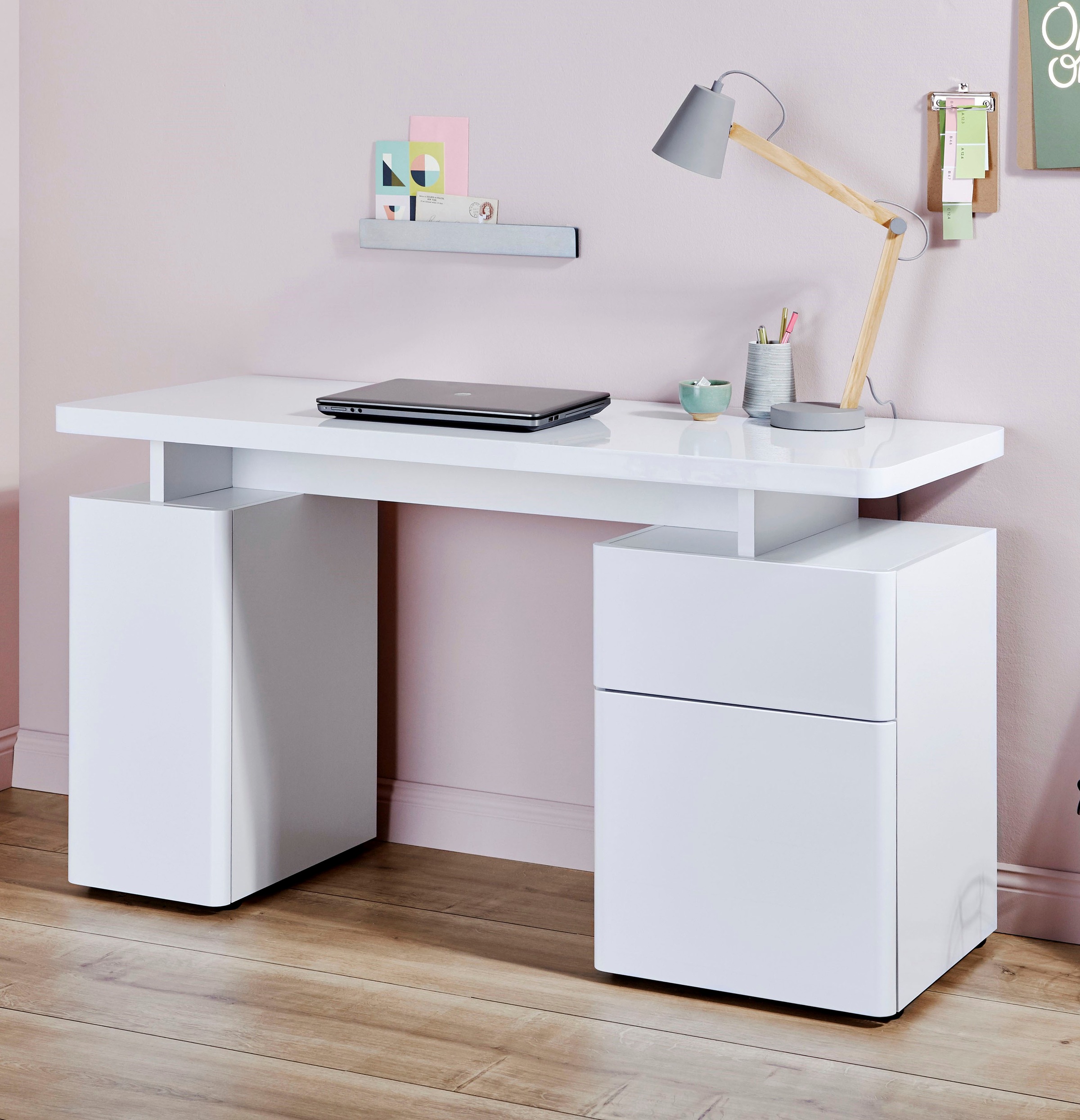 Jahnke Schreibtisch »CU-LIBRE 140«, (1 St.), Platzsparender Arbeitsplatz, mit 1 Schublade und 2 Türen, 135 cm