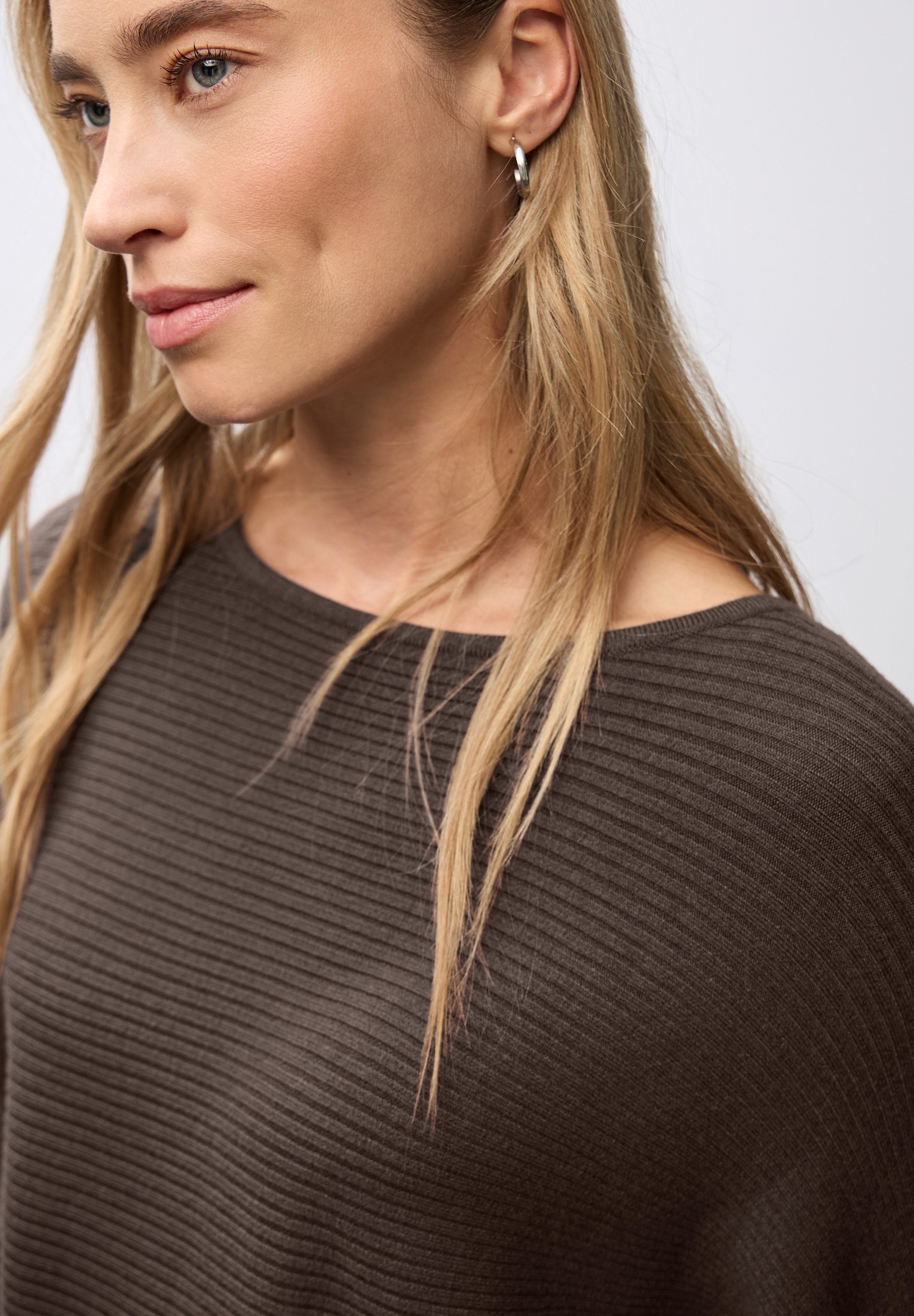 STREET ONE Strickpullover mit feiner Struktur und weitem Schnitt