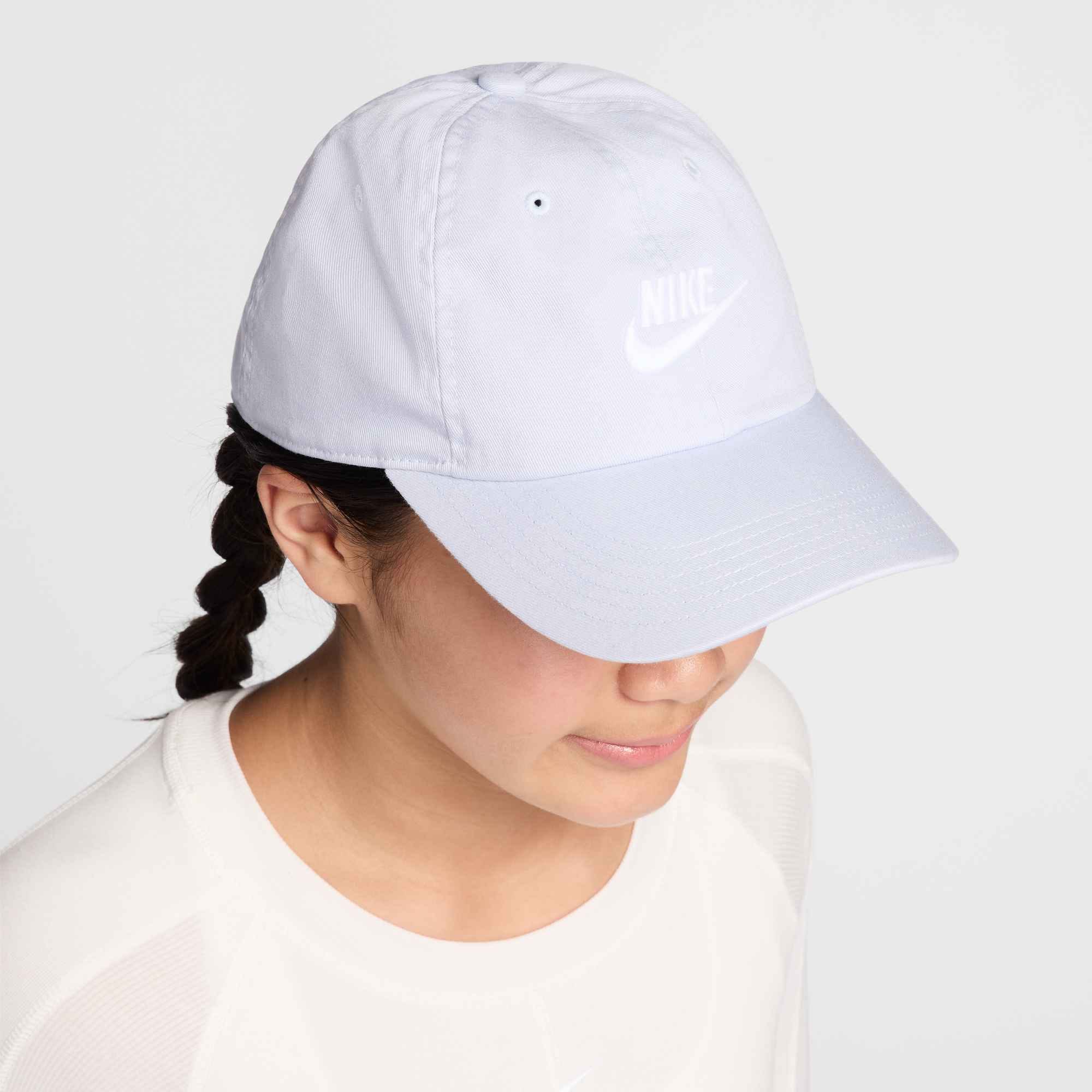 Nike Sportswear Baseball Cap »K NK CLUB CAP US CB FUT WSH« gewaschene Optik, einfaches Design, leichtes Tragegefühl