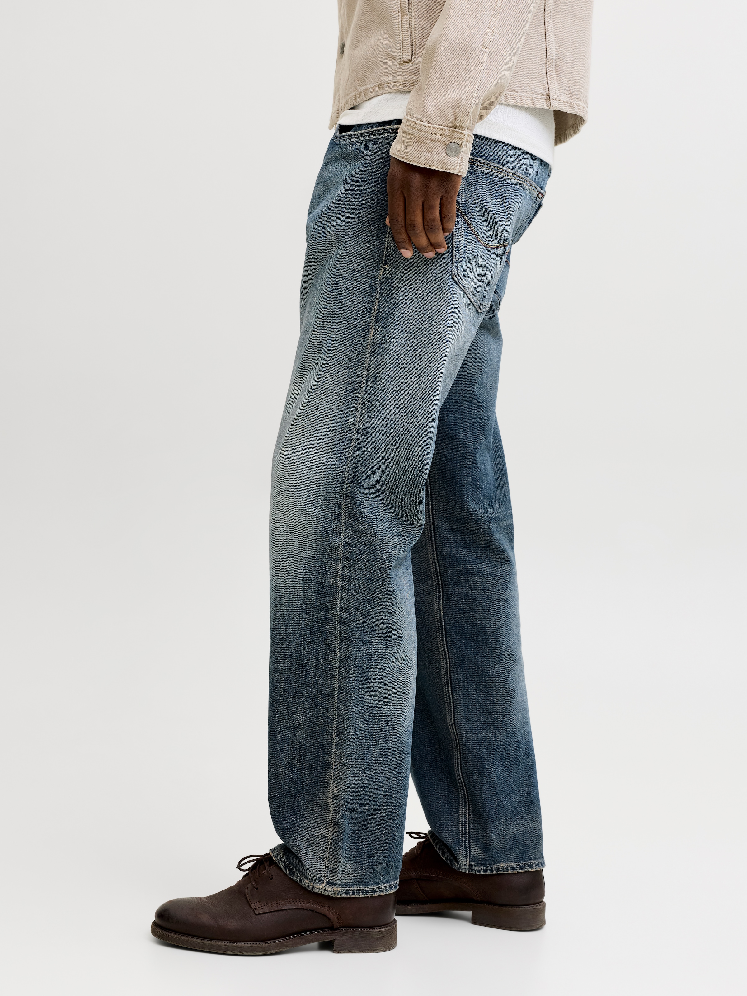 Jack & Jones Tapered-fit-Jeans »JJIMIKE JJWELLS JJ« Baumwollmischung, comfort fit