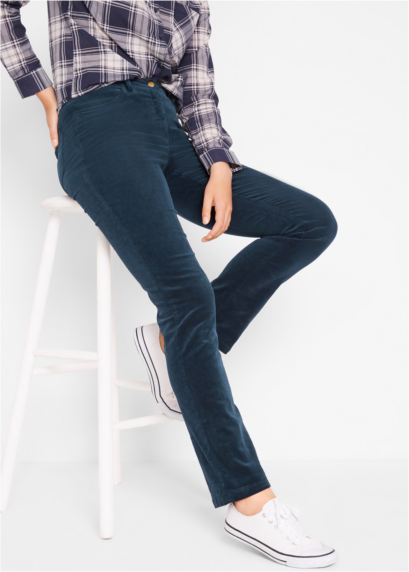 bonprix Cordhose »Stretch-Cordhose, Straight«  aus Stretch-Material, Slim Fit, mit Eingrifftaschen
