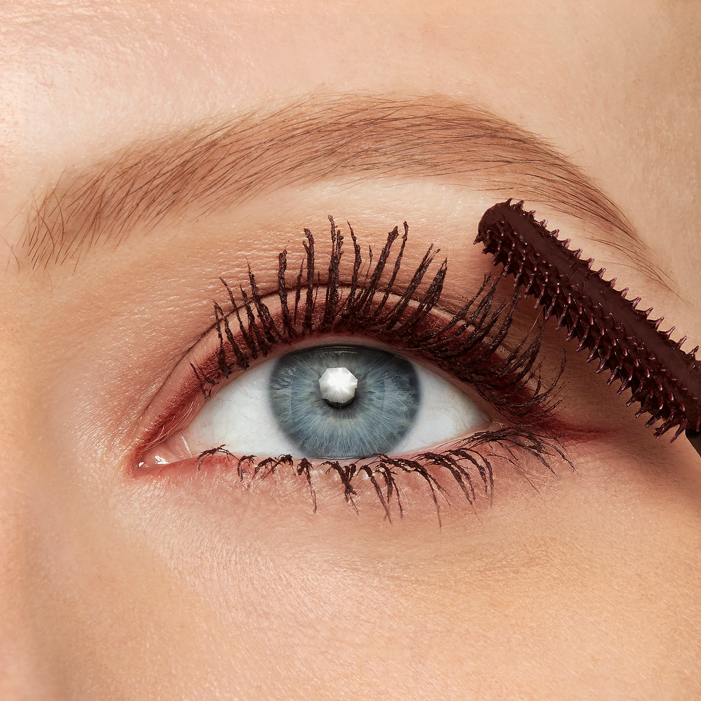 MAYBELLINE NEW YORK Mascara »LASH SENSATIONAL SKY HIGH« schafft volles Volumen und extreme Länge