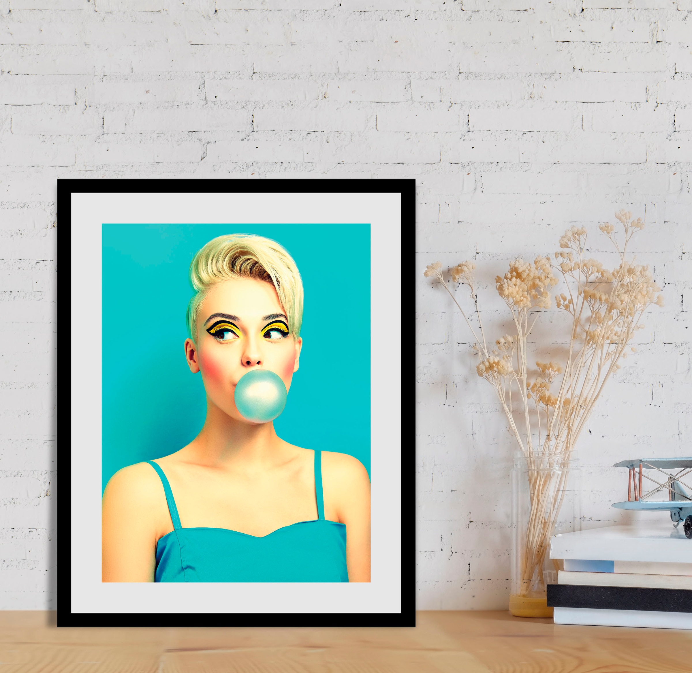 queence Bild »Mintpower«, Frau-Bilder von Frauen-Art-Kunst-Fashion-Mode-Magazincover, (1 St.), HD Premium Poster-Druck inkl. Holzrahmen