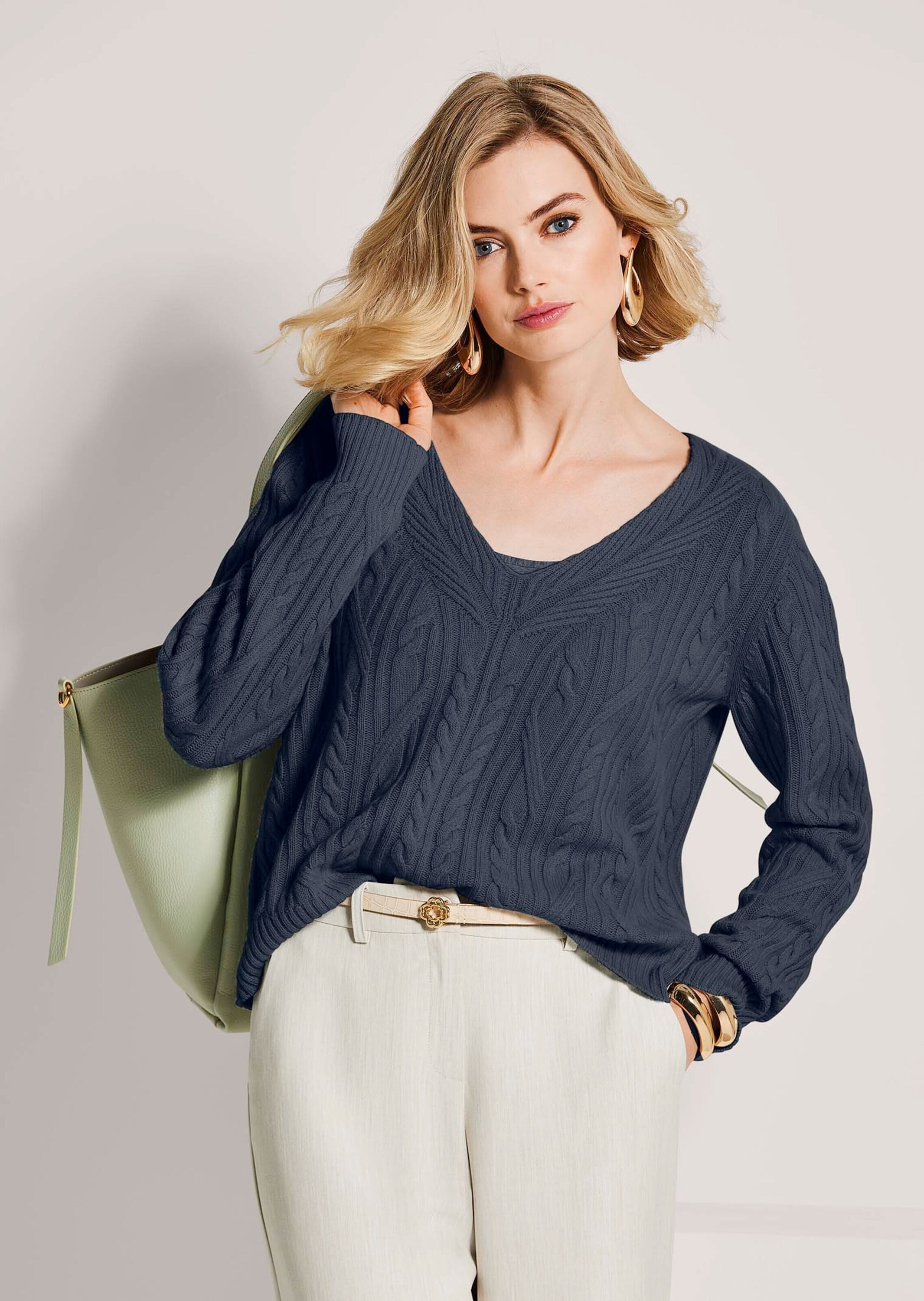 MADELEINE Longpullover »Kaschmirpullover Kaschmirpullover mit V-Ausschnitt«