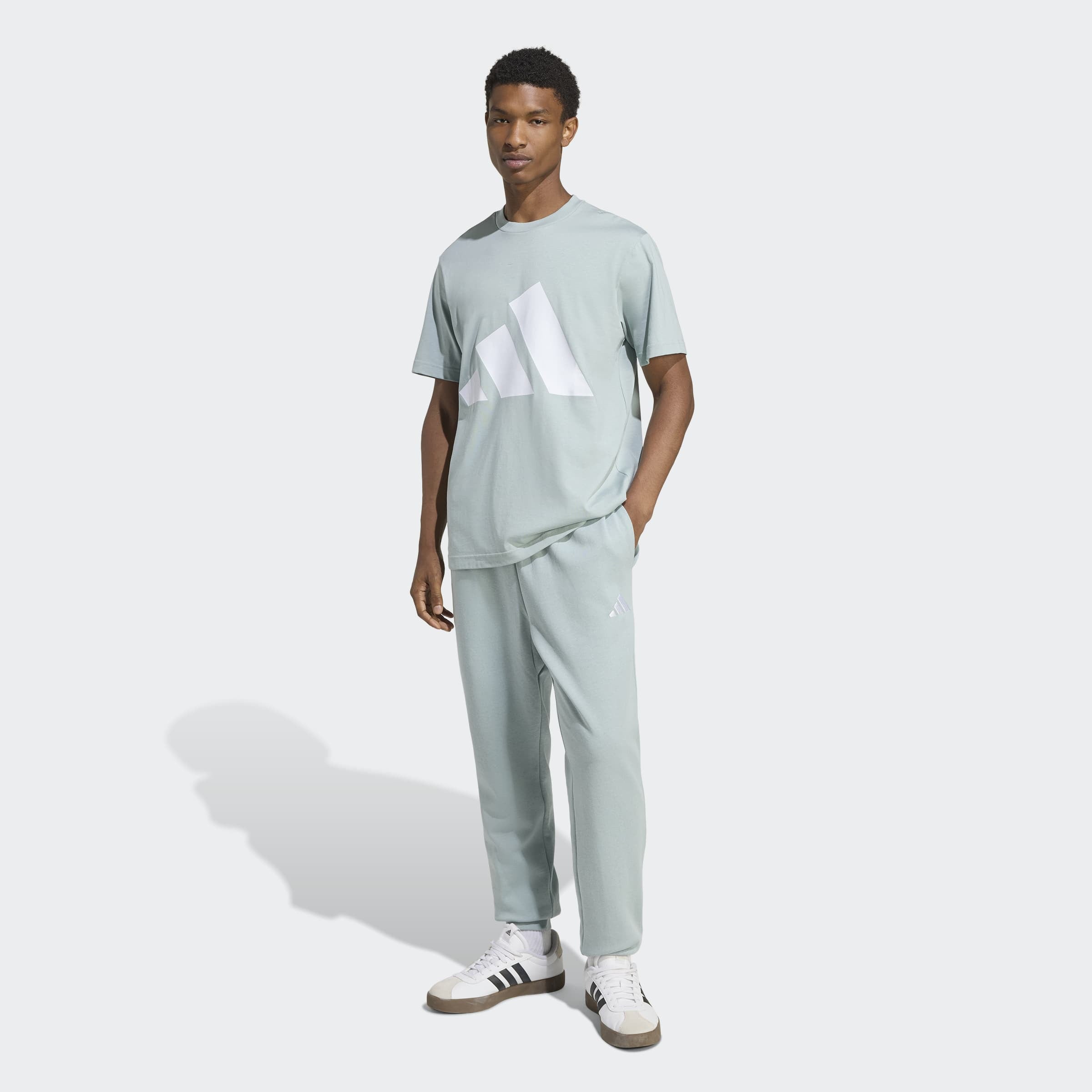 adidas Sportswear T-Shirt »M BL SJ T« klassische Silhouette, mit Rundhalsausschnitt