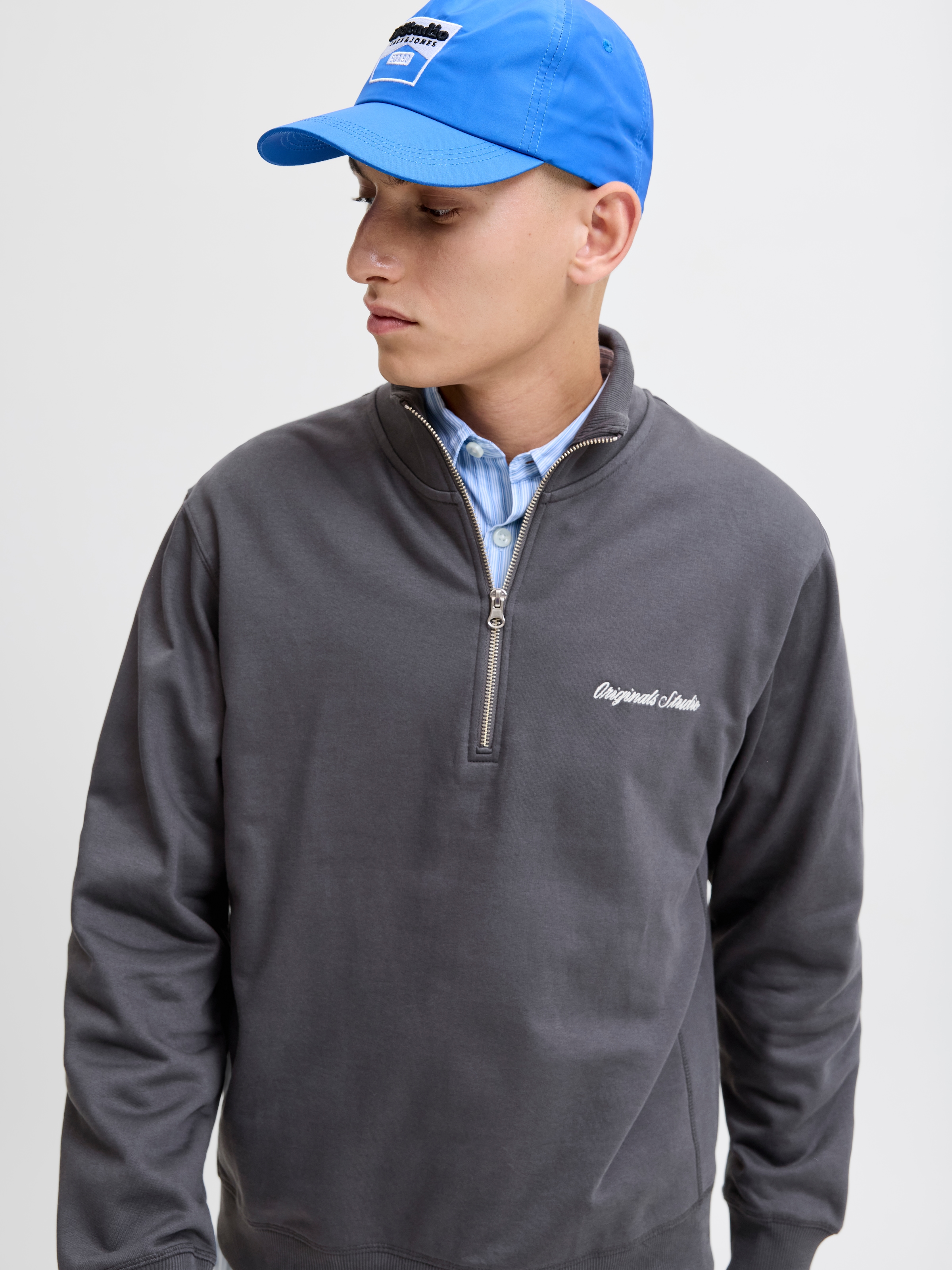 Jack & Jones Sweatshirt »JORNORREBRO EMB SWEAT HIGH NECK SN«
