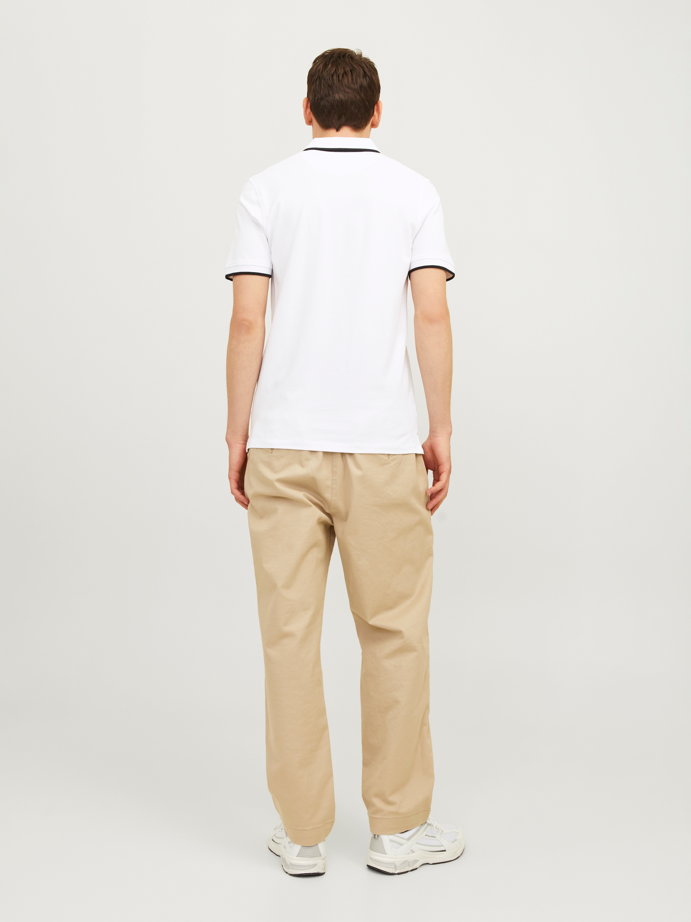 Jack & Jones Poloshirt »JJEPAULOS im Doppelpack mit Logostickerei und Komfort« Packung, 2er-Pack, 2 Stk. unifarben mit Farbeinsatz, modisch, schmal, Baumwolle, Polokragen