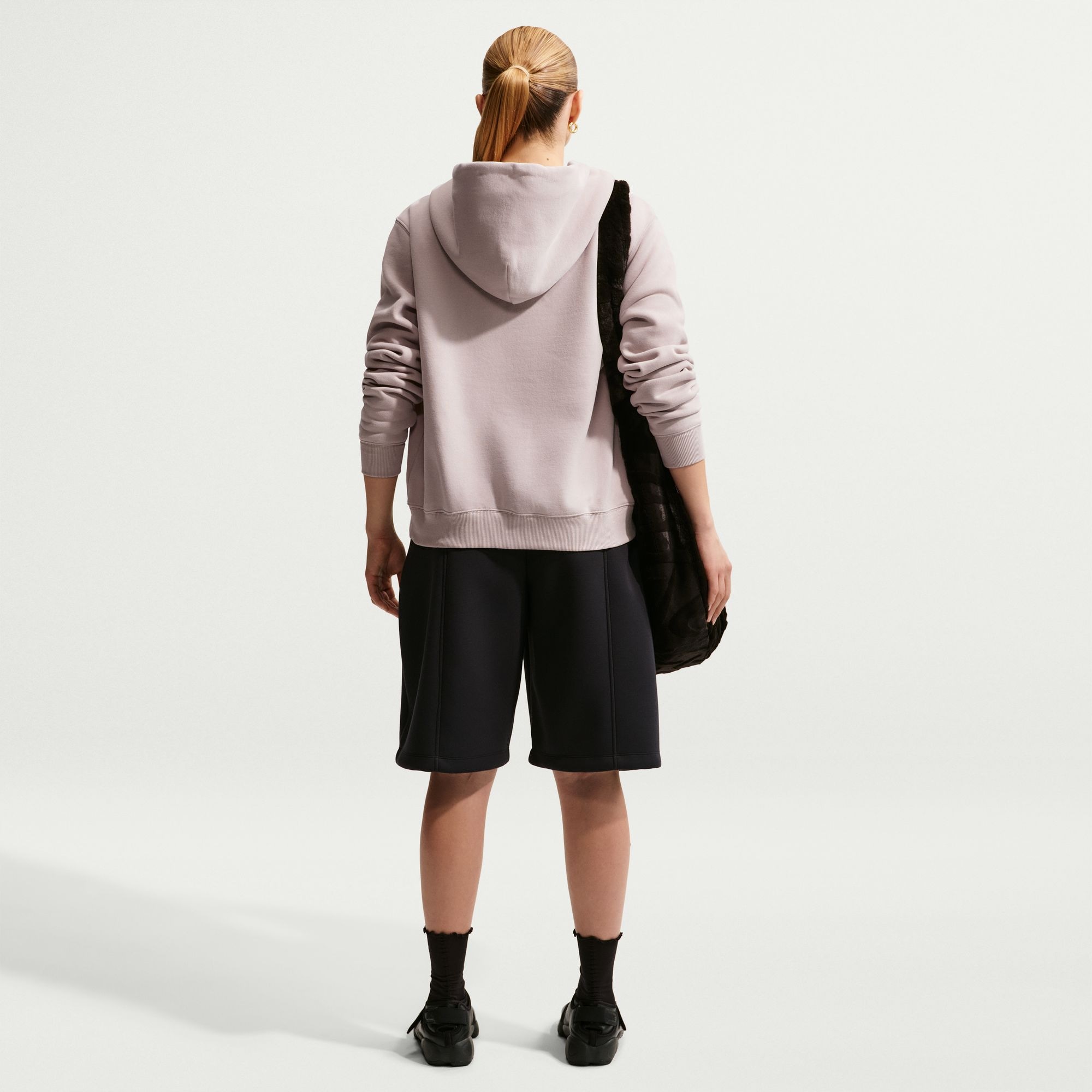 Nike Sportswear Kapuzensweatjacke »W NK STDO FLC MW STD FZ HDY« mit Kapuze, Langarm, aus angerauter Sweatware