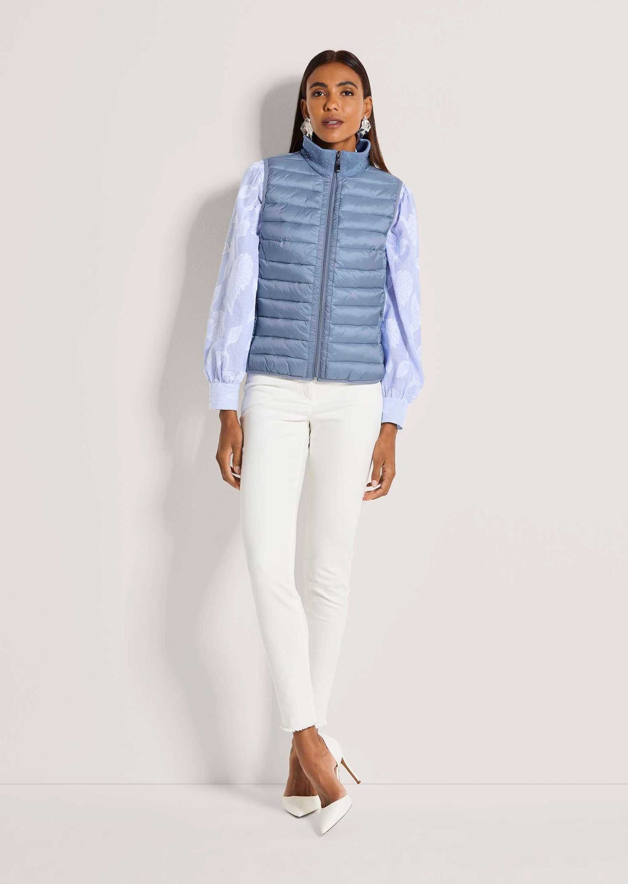 MADELEINE Kurzweste »Steppweste Sportive, elegante Outdoor-Weste mit Steppung« Hotfix Steine am Stehkragen