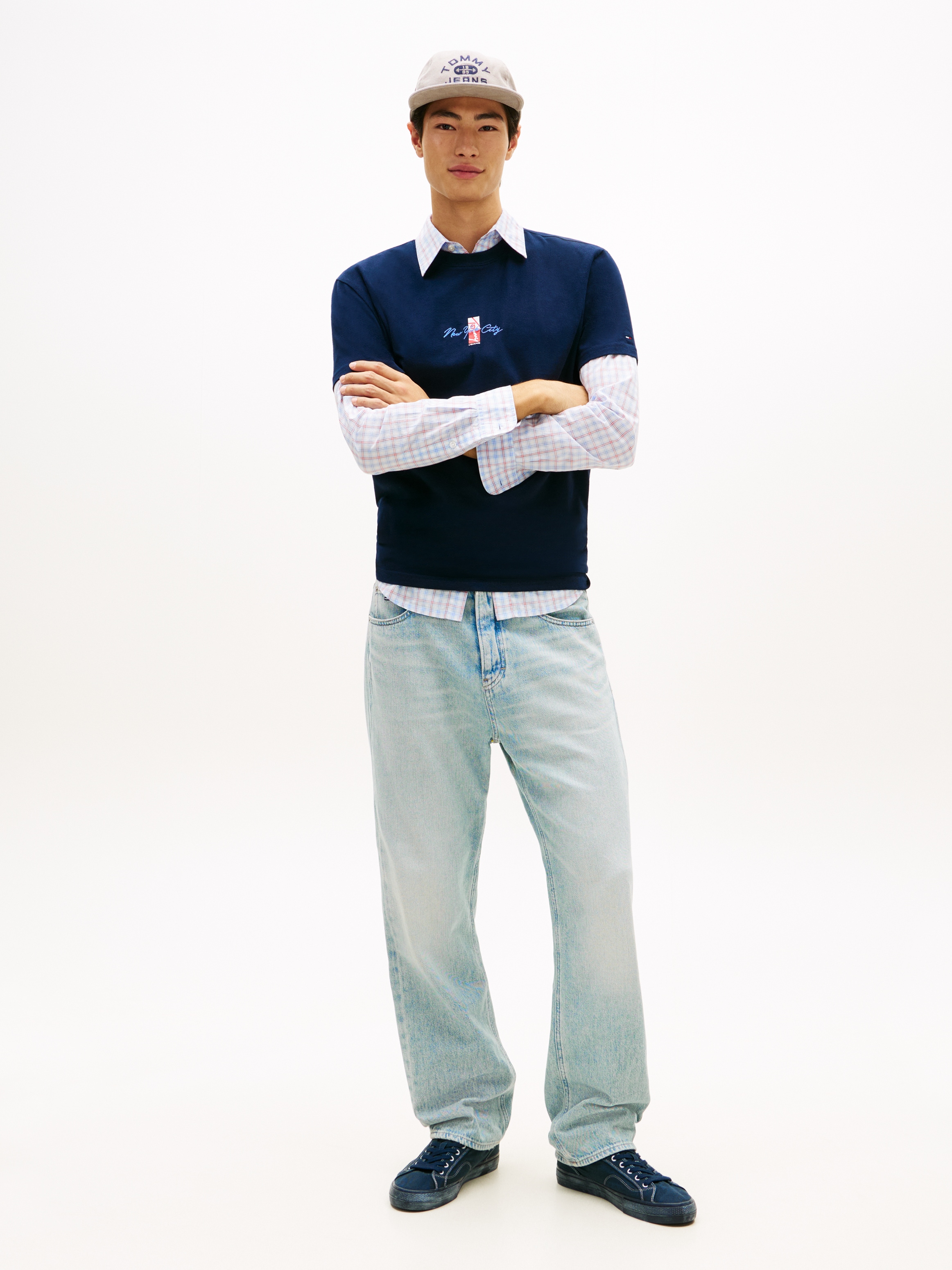 Tommy Jeans T-Shirt »TJM REGULAR SIGN BLOCK« Regular fit mit Rundhalsausschnitt