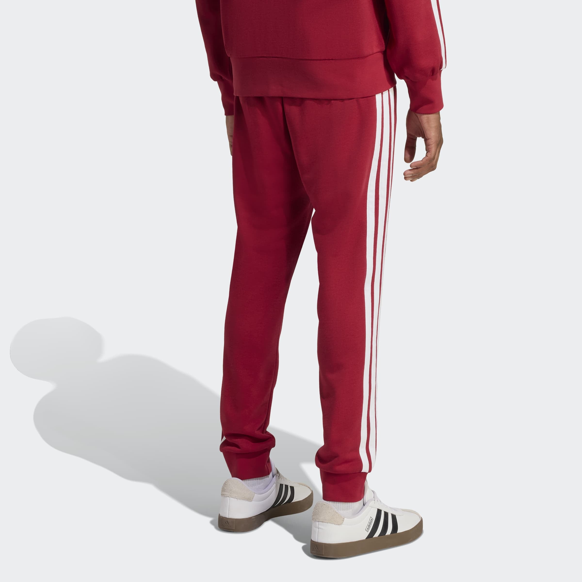 adidas Sportswear Sporthose »ESSENTIALS 3-STREIFEN FRENCH TERRY«  schmal zulaufende Beinform, für sportliche Aktivitäten