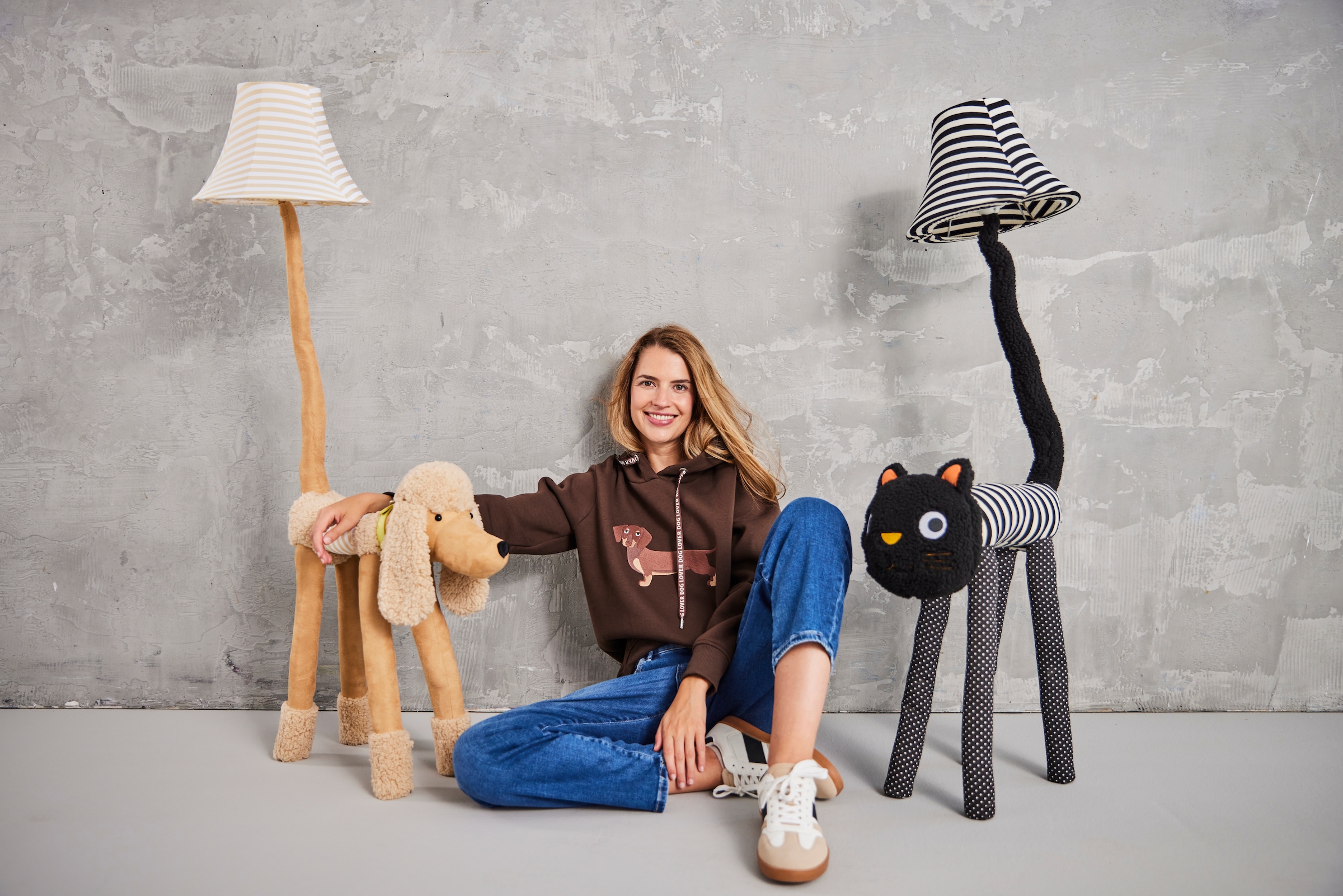 Zwillingsherz Hoodie »"Dackel"«, mit niedlichem Dackel-Motiv gestickt