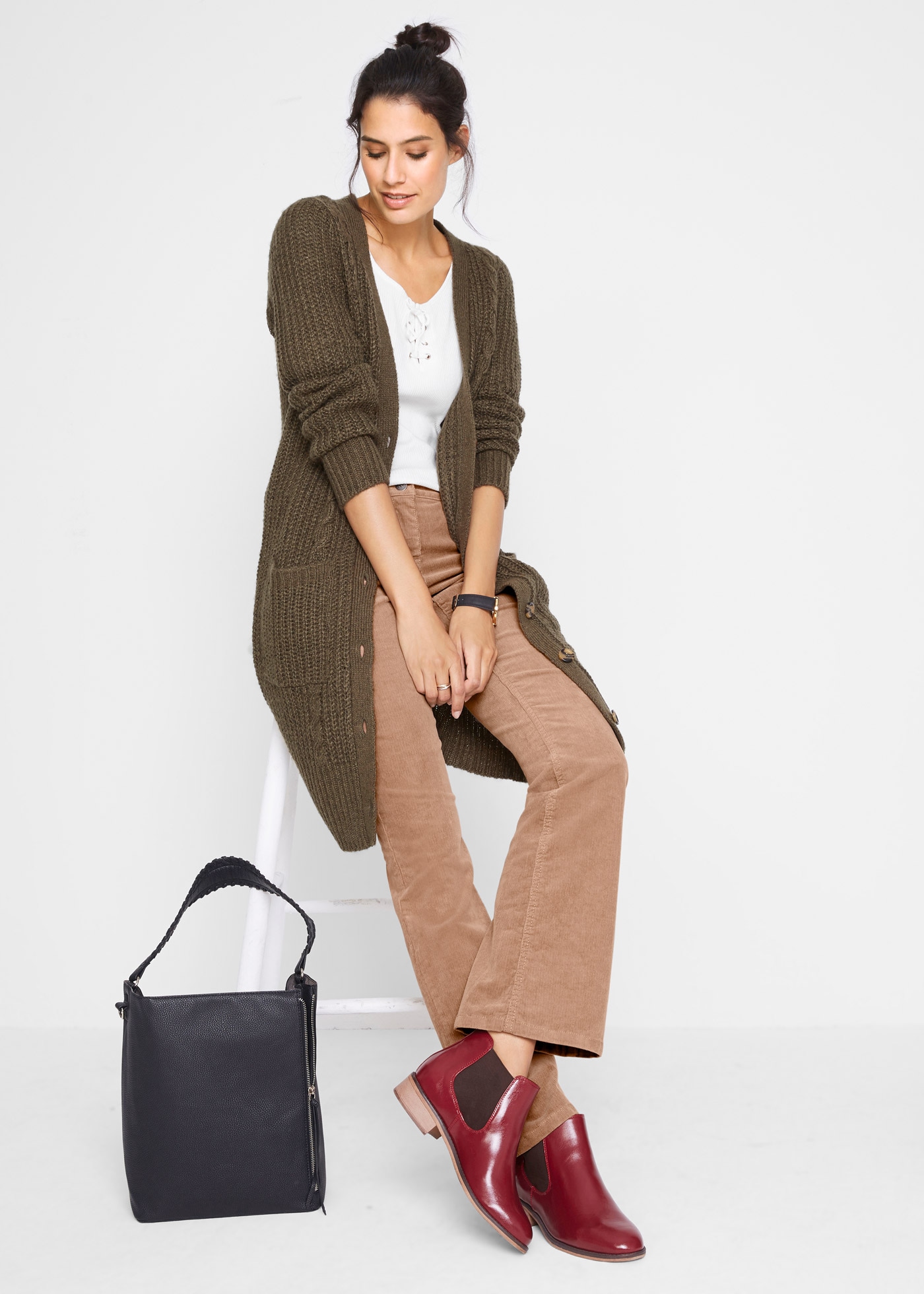bonprix Cordhose »Stretch-Cordhose, Bootcut«  aus Baumwolle mit Elasthan, Regular Fit, Bootcut-Beinform