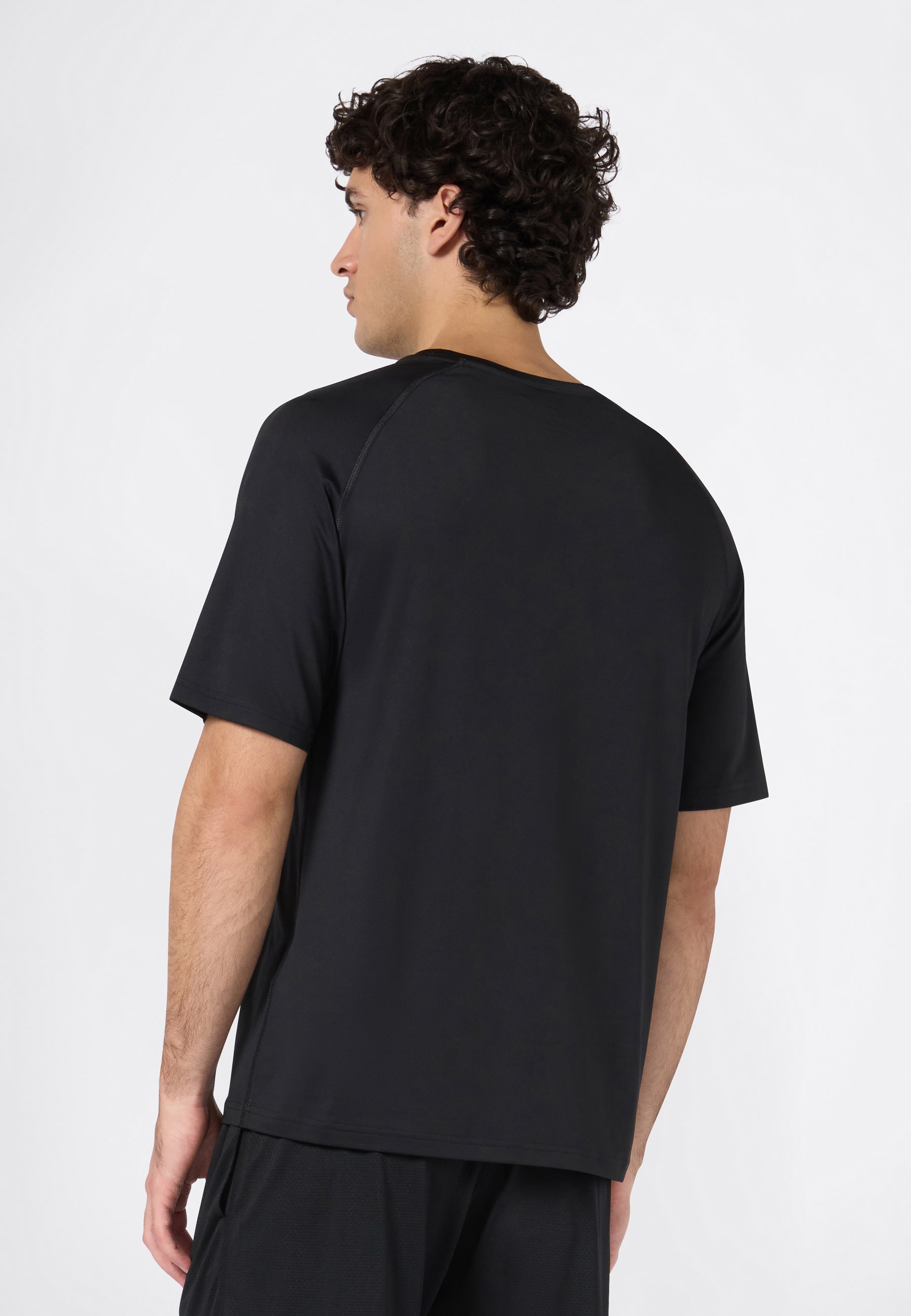 Champion Trainingsshirt »PERFORMANCE Light Stretch Lycra T-Shirt« sportlicher Stil, kurze Ärmel, atmungsaktiv, schnell trocknend